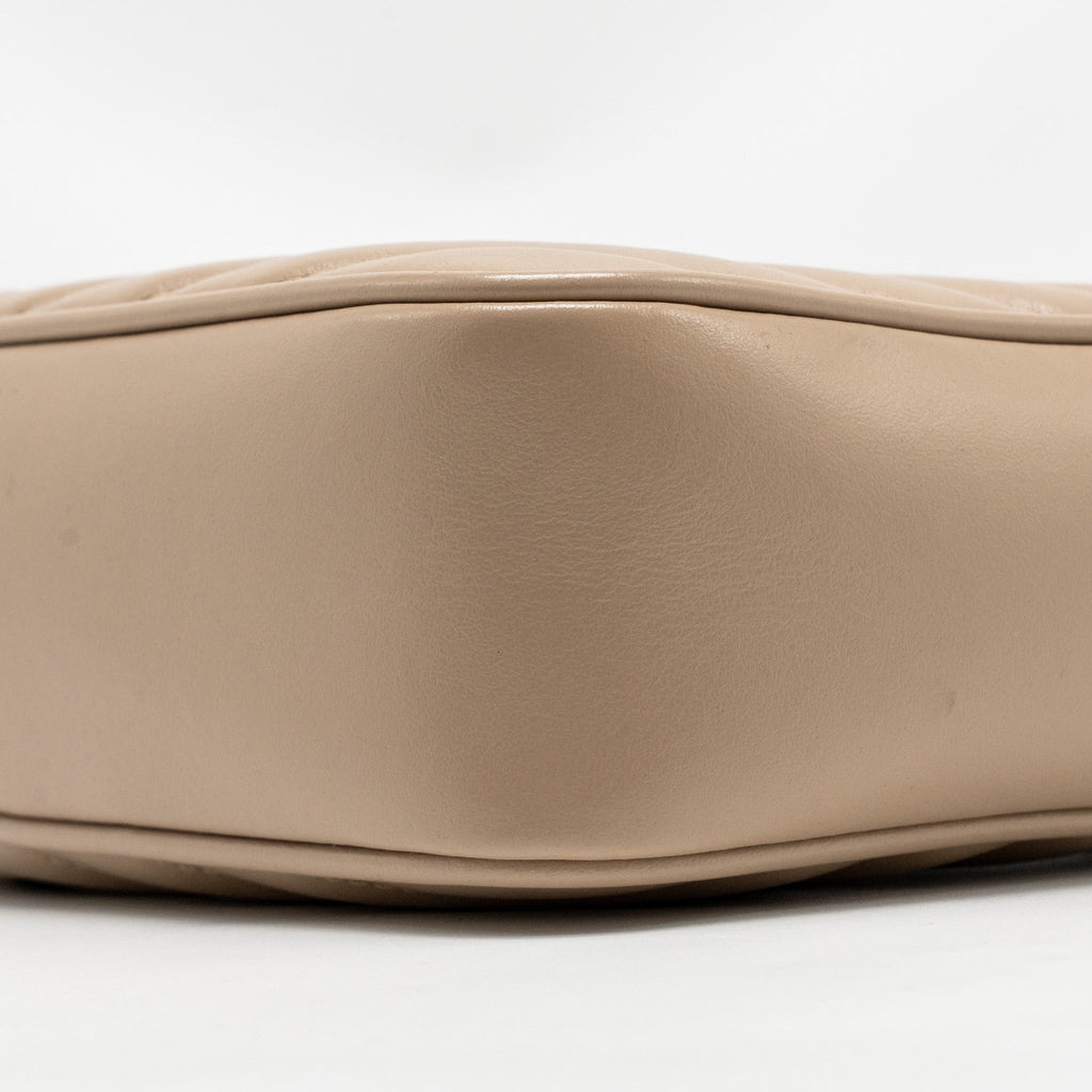 saint-laurent-ysl-lou-camera-bag-calfskin-beige-ghw