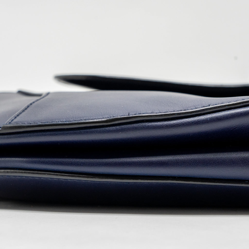 dior-medium-saddle-bag-calfskin-navy-ghw-with-black-oblique-strap