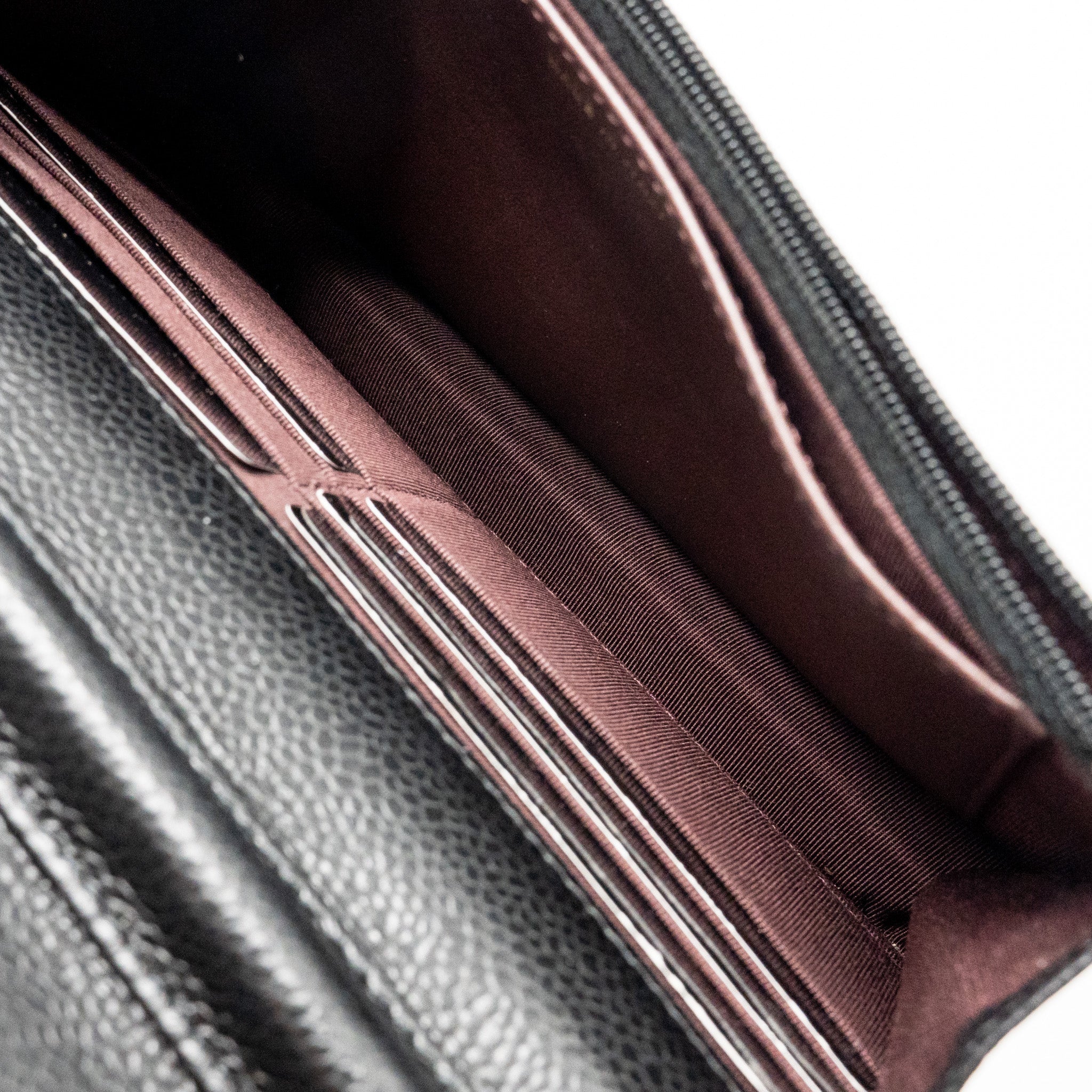 chanel-wallet-on-chain-black-g8ul83ak