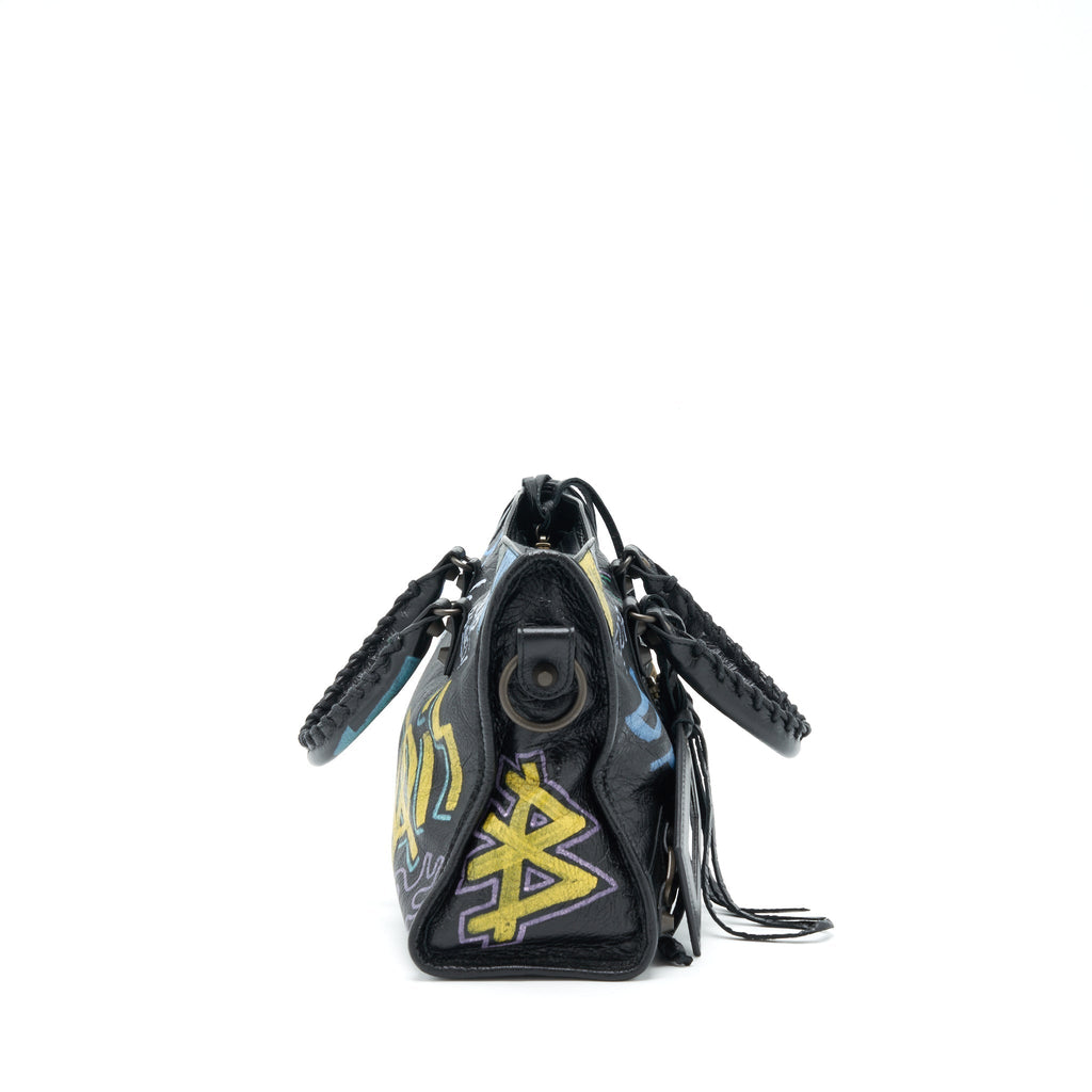 balenciaga-city-bag-black-with-multicolour-graffiti-ruthenium-hardware