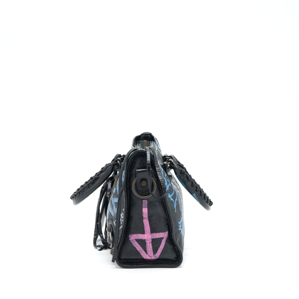 balenciaga-city-bag-black-with-multicolour-graffiti-ruthenium-hardware