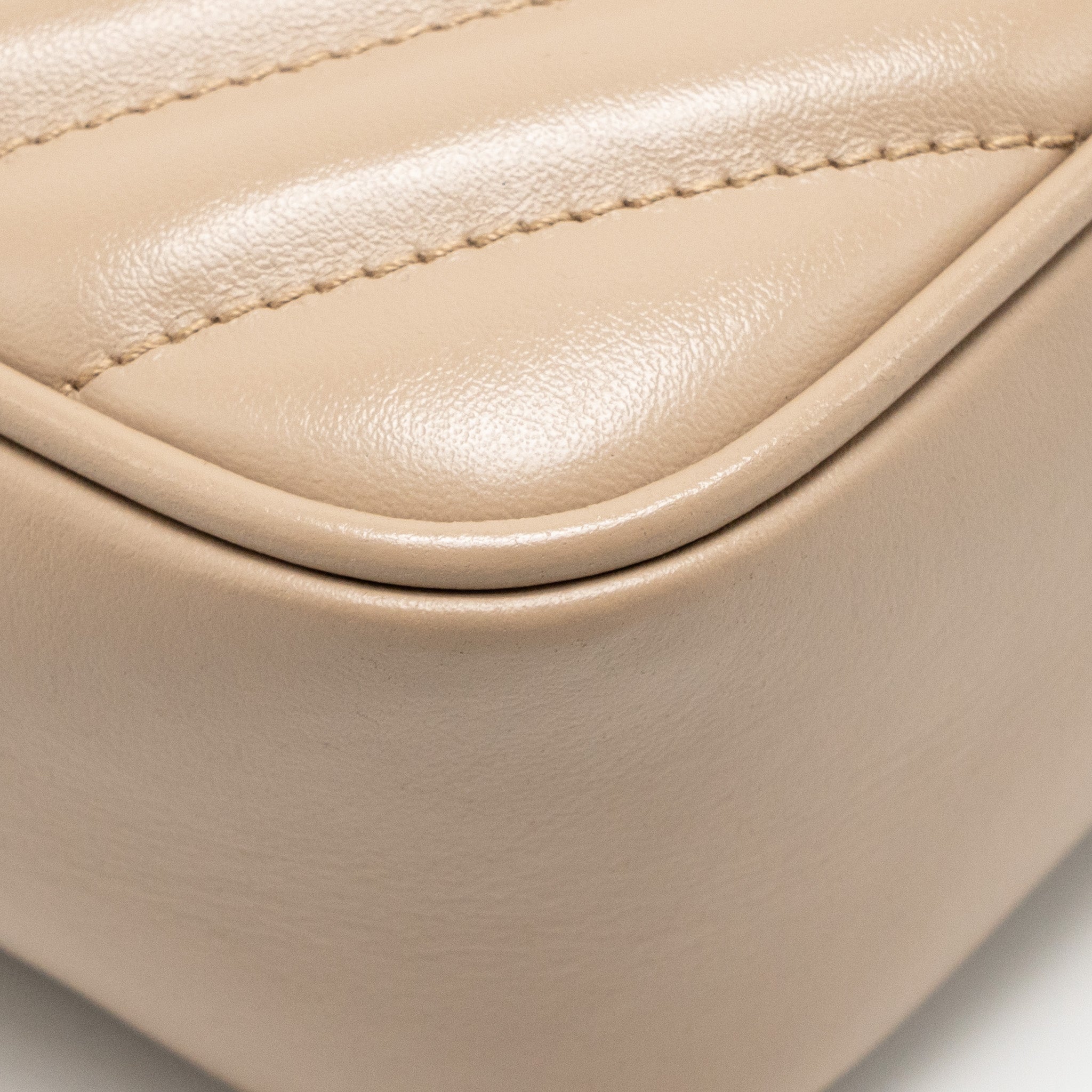 saint-laurent-ysl-lou-camera-bag-calfskin-beige-ghw