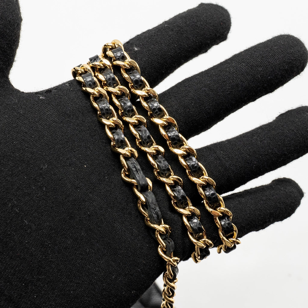 chanel-wallet-on-chain-black-g8ul83ak