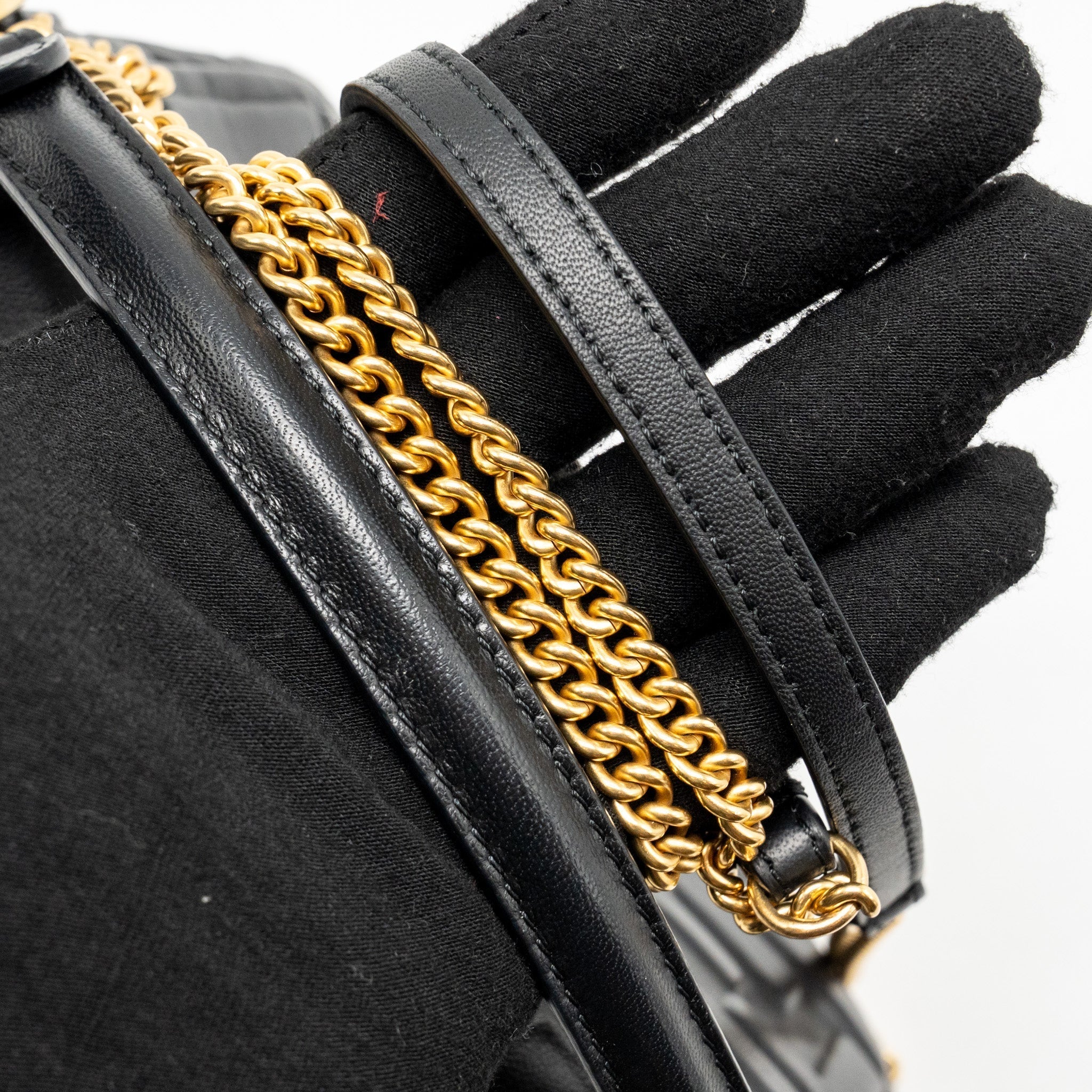 fendi-mini-baguette-bag-ff-motif-lambskin-black-ghw