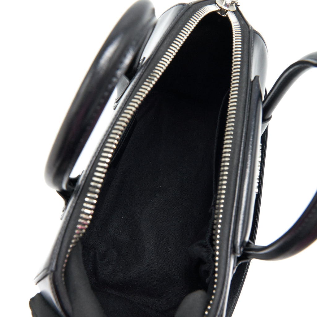 givenchy-medium-antigona-in-black