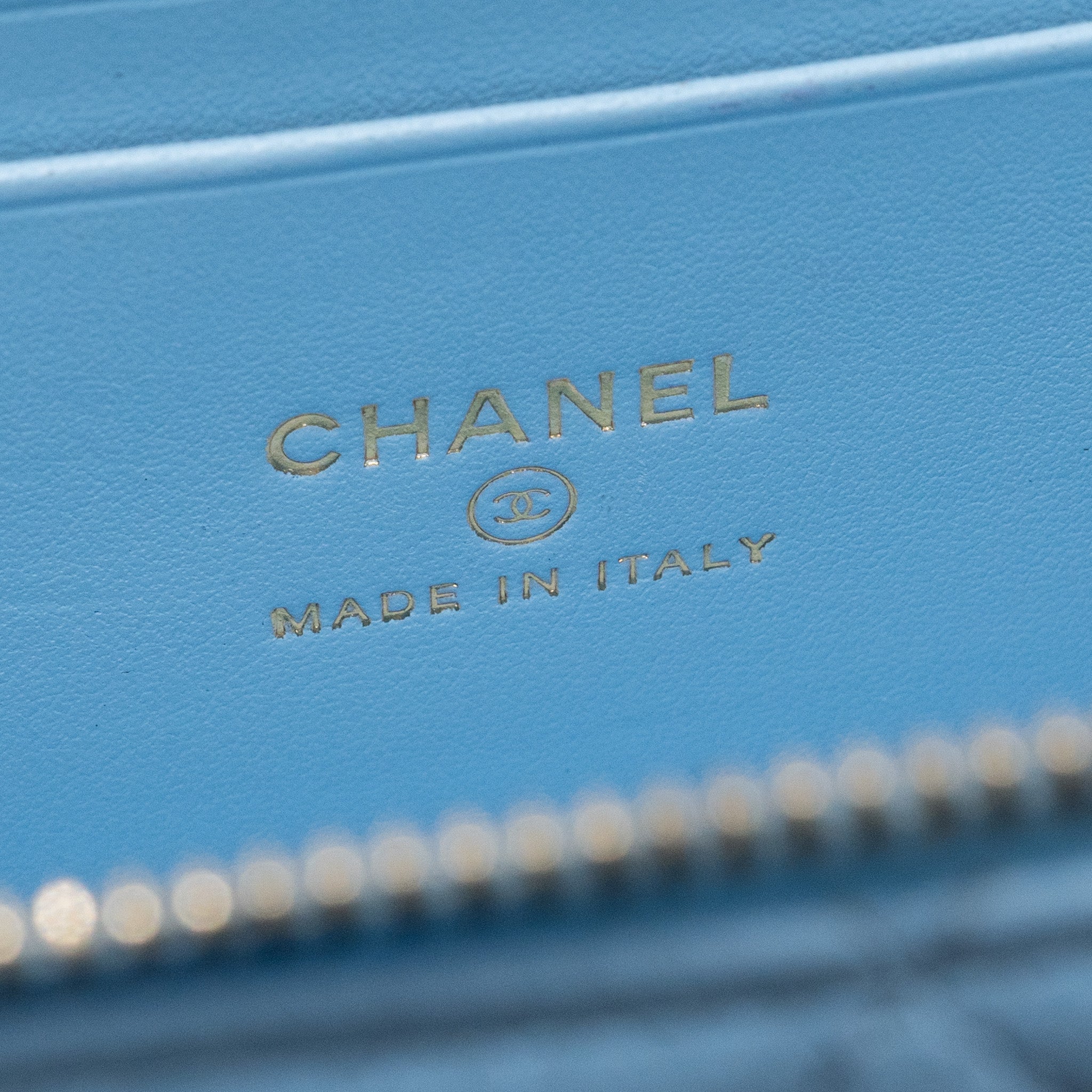 copy-of-chanel-detailed-top-handle-long-vanity-with-chain-caviar-light-blue-ghw