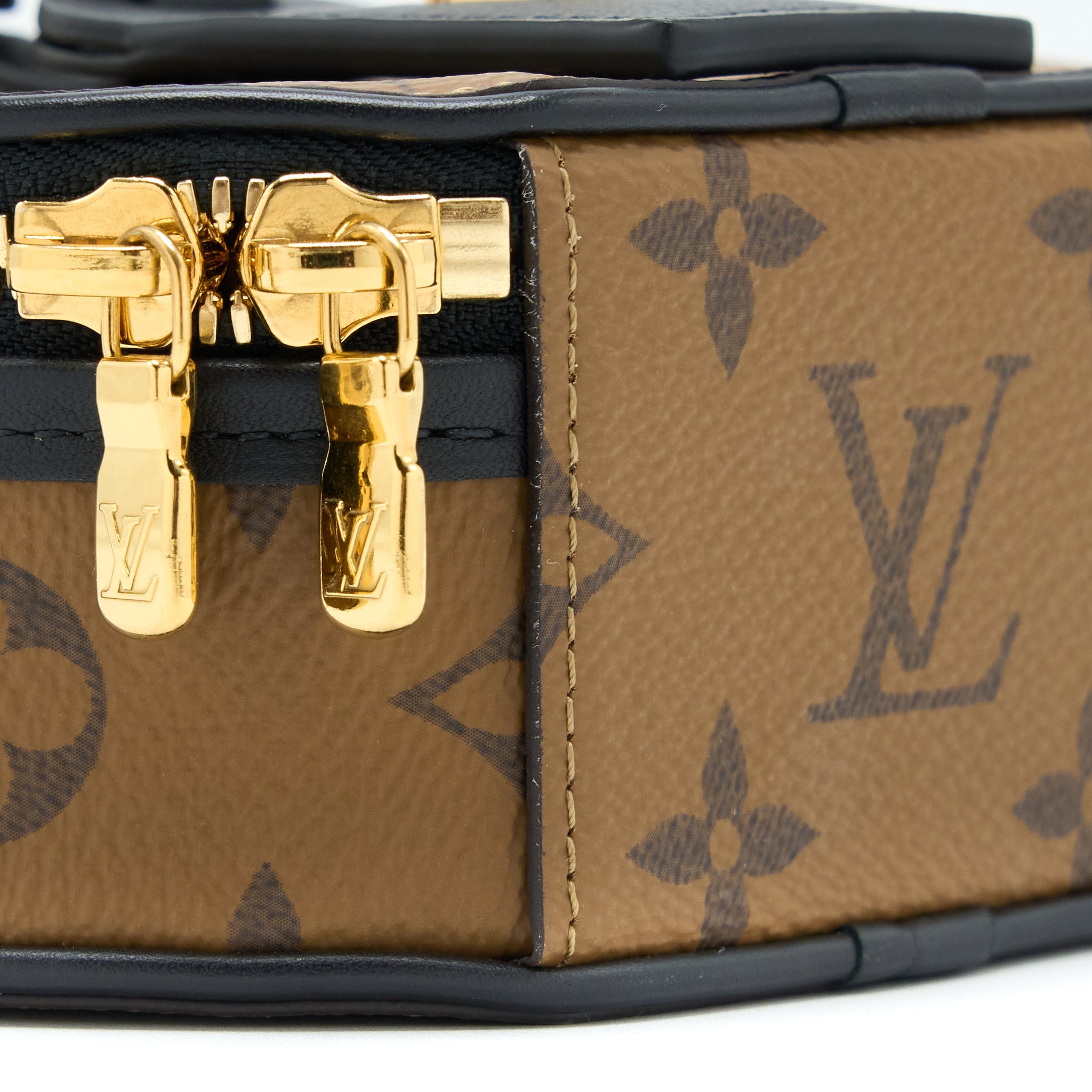 louis-vuitton-mini-boite-chapeau-monogram-reverse-canvas-ghw-1
