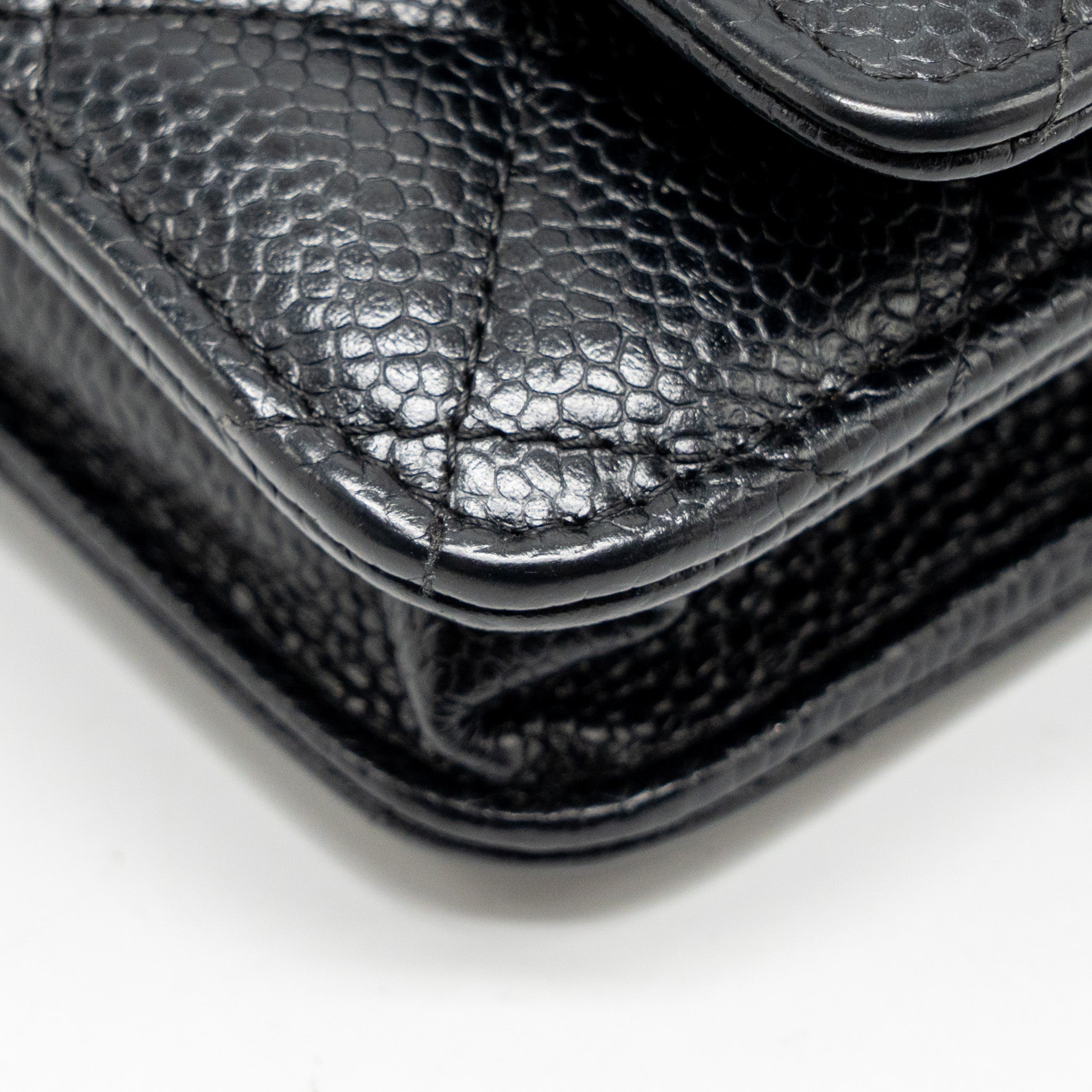 chanel-classic-wallet-on-chain-caviar-black-ghw-20