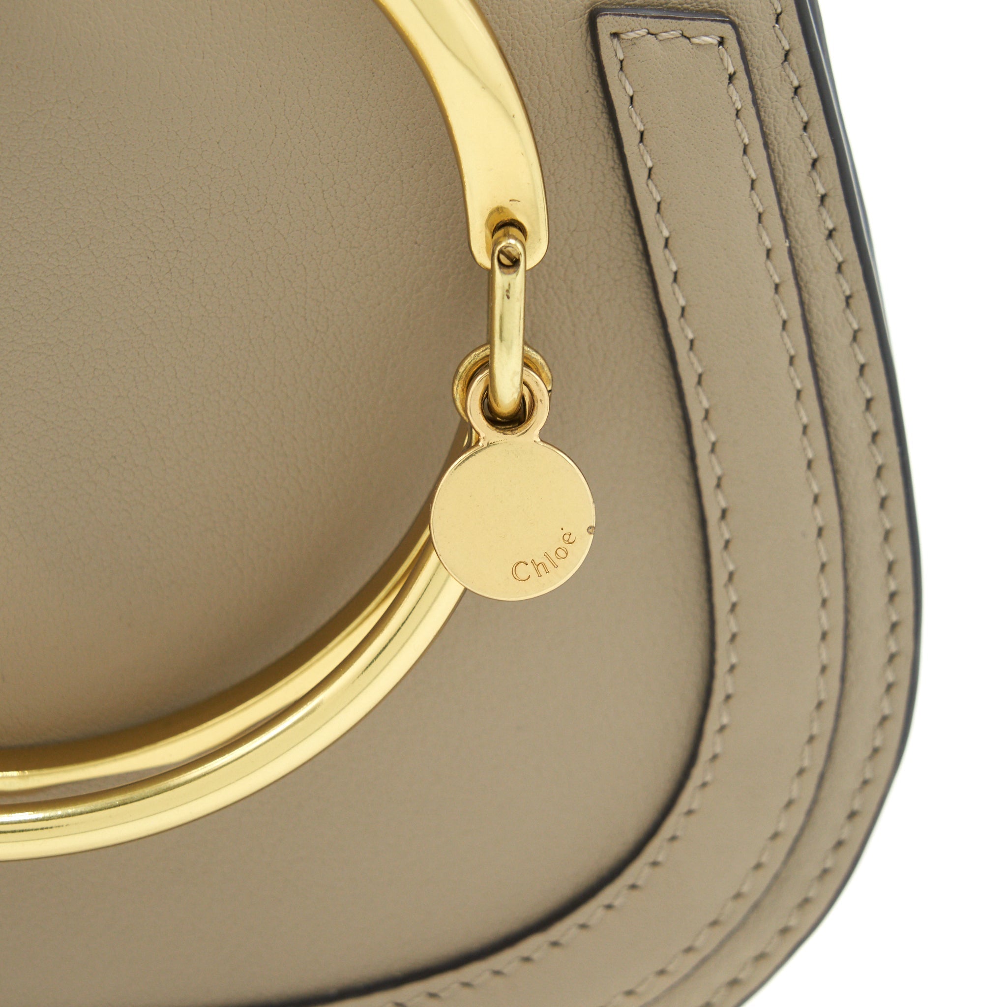chloe-nile-bracelet-cross-body-bag-grey