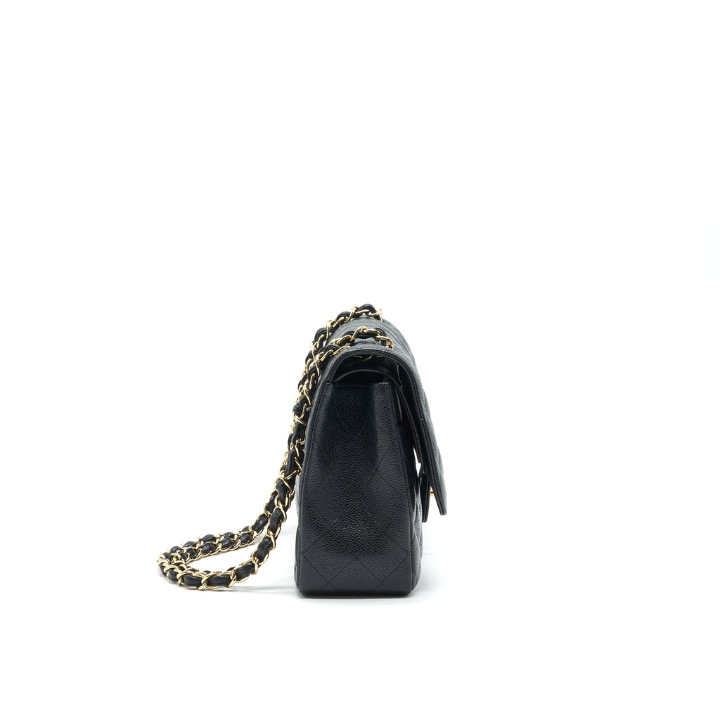chanel-jumbo-classic-double-flap-in-caviar-black-ghw