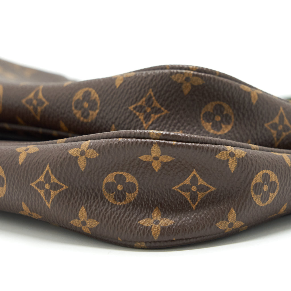 louis-vuitton-multi-pochette-accessories-khaki-monogram-canvas-ghw