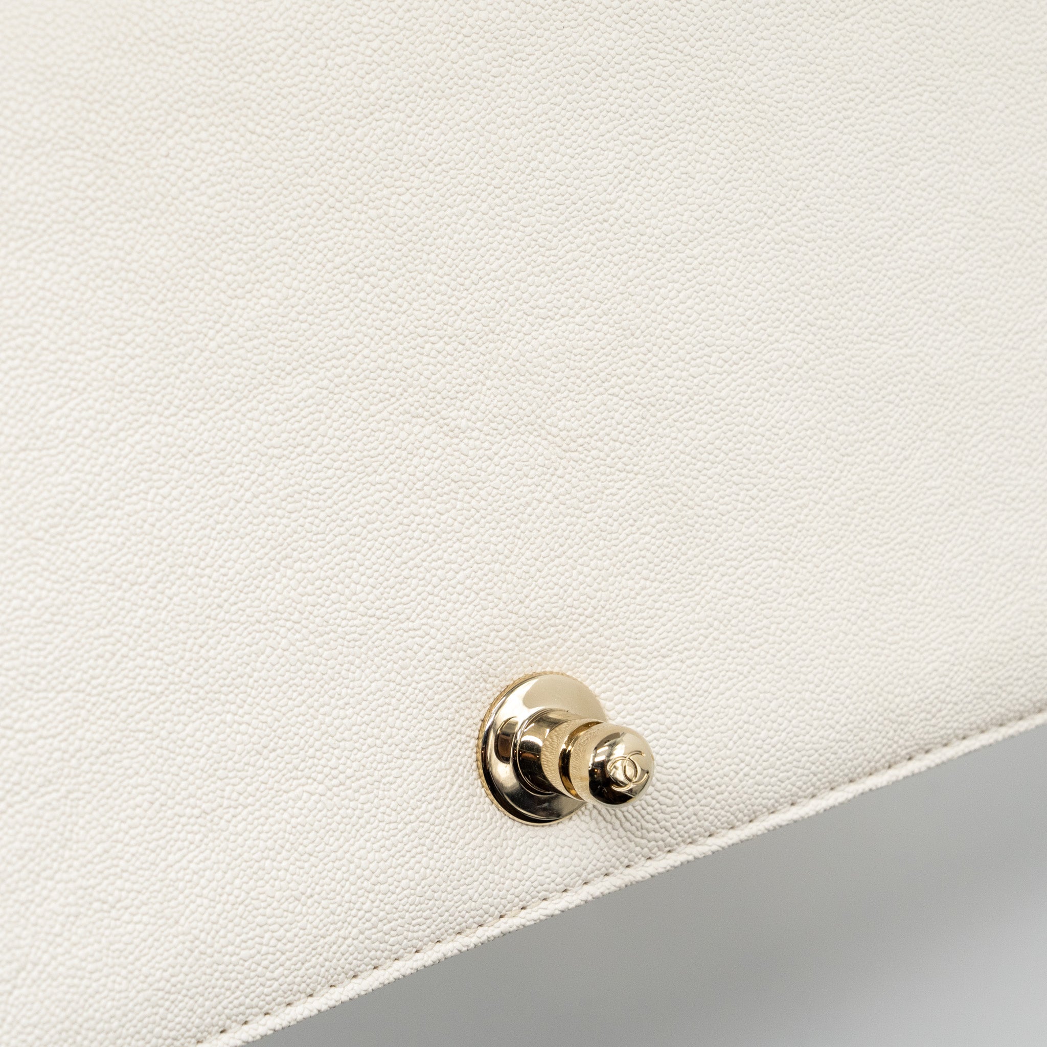 chanel-medium-le-boy-caviar-leather-white-lghw