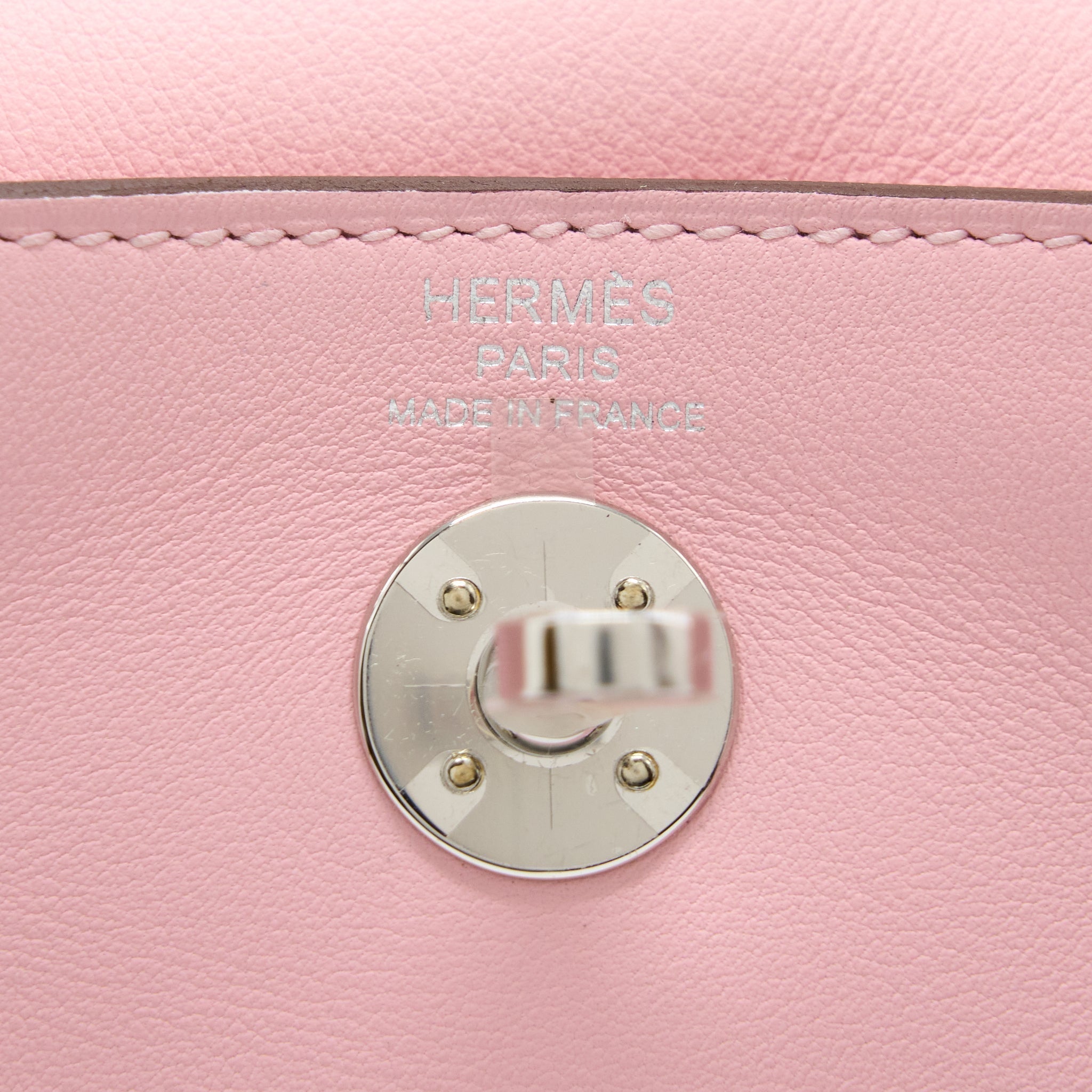 hermes-mini-lindy-swift-3q-sakura-pink-shw-stamp-u-1