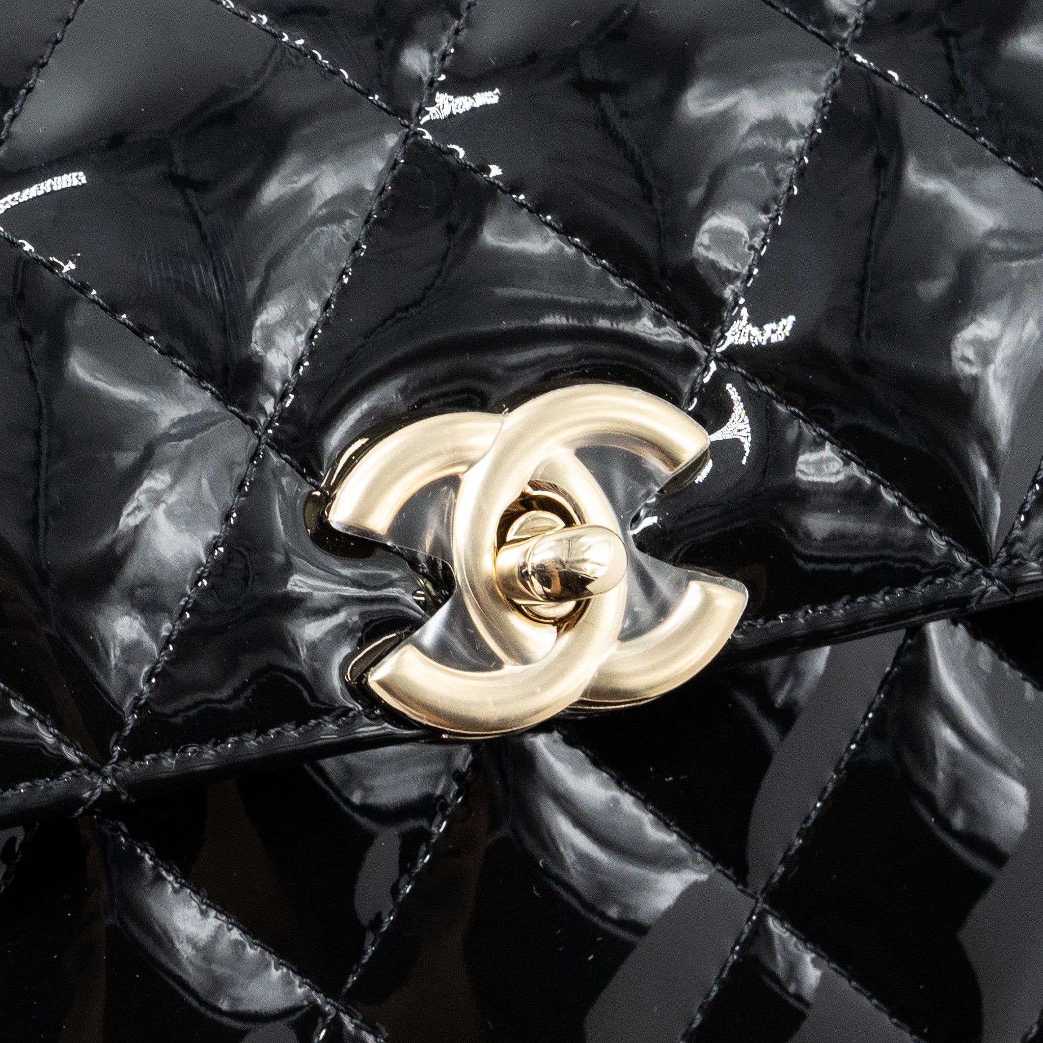 chanel-top-handle-vanity-box-bag-patent-leather-black-lghw-microchip