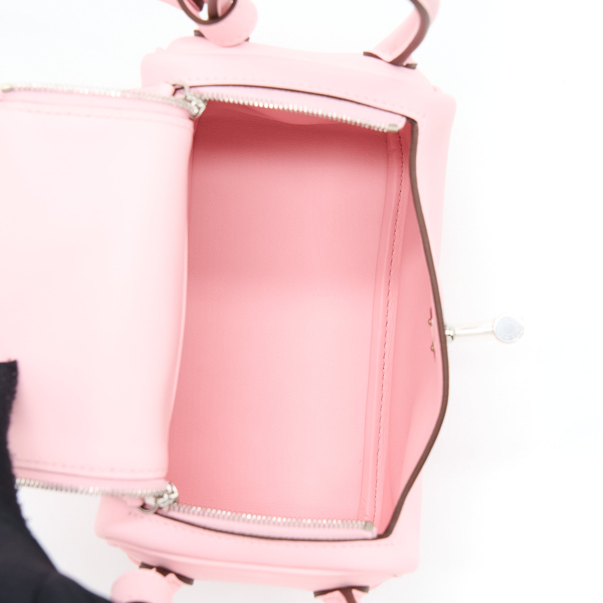hermes-mini-lindy-swift-3q-sakura-pink-shw-stamp-u-1