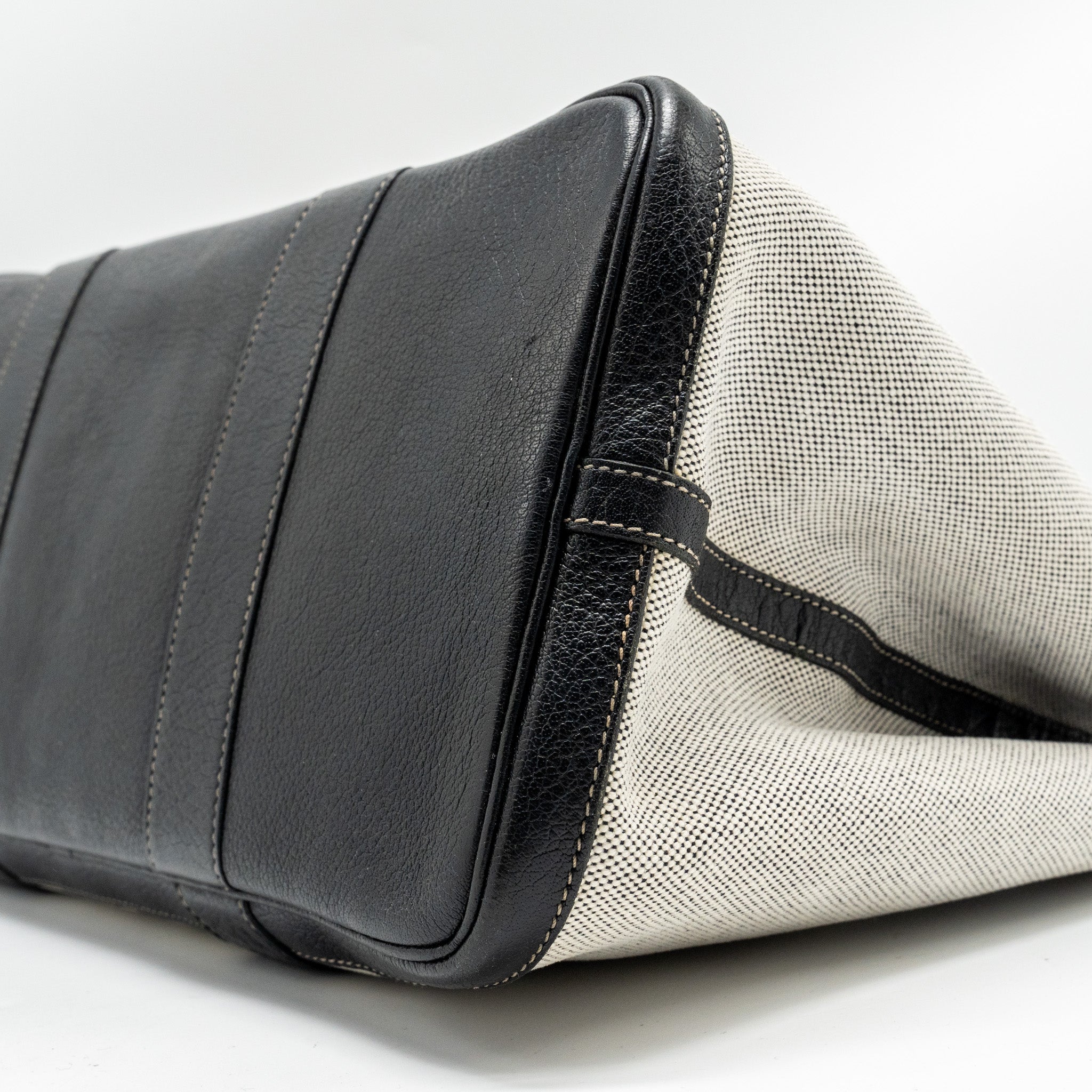 hermes-vintage-garden-party-36-canvas-negonda-black-ecru