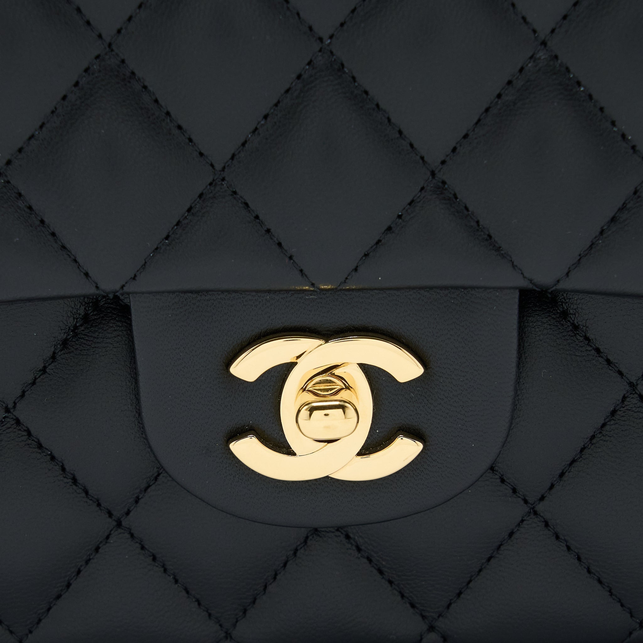 chanel-medium-classic-double-flap-bag-lambskin-black-ghw-1