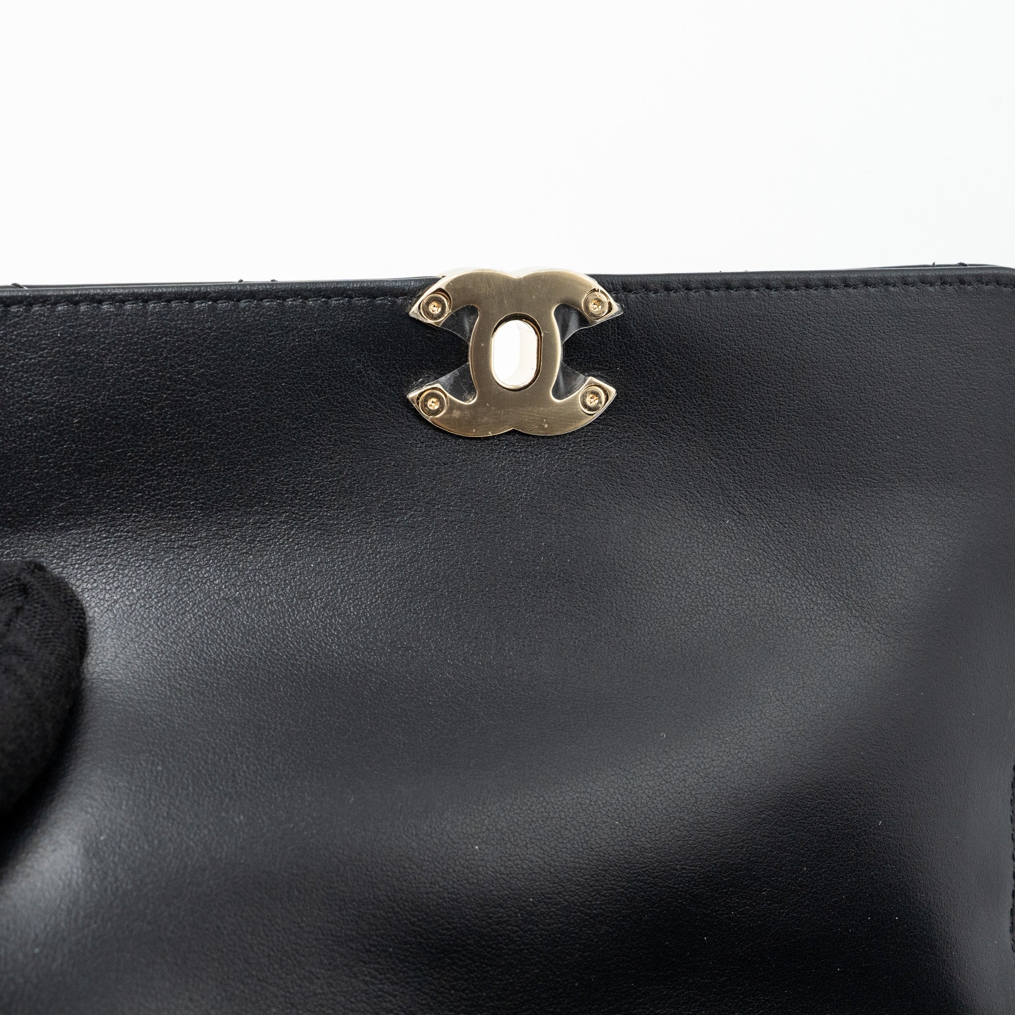 chanel-top-handle-vanity-box-bag-patent-leather-black-lghw-microchip