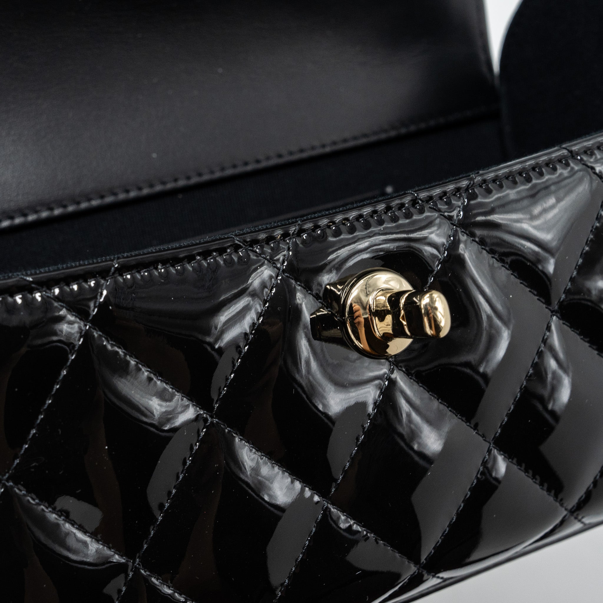 chanel-top-handle-vanity-box-bag-patent-leather-black-lghw-microchip