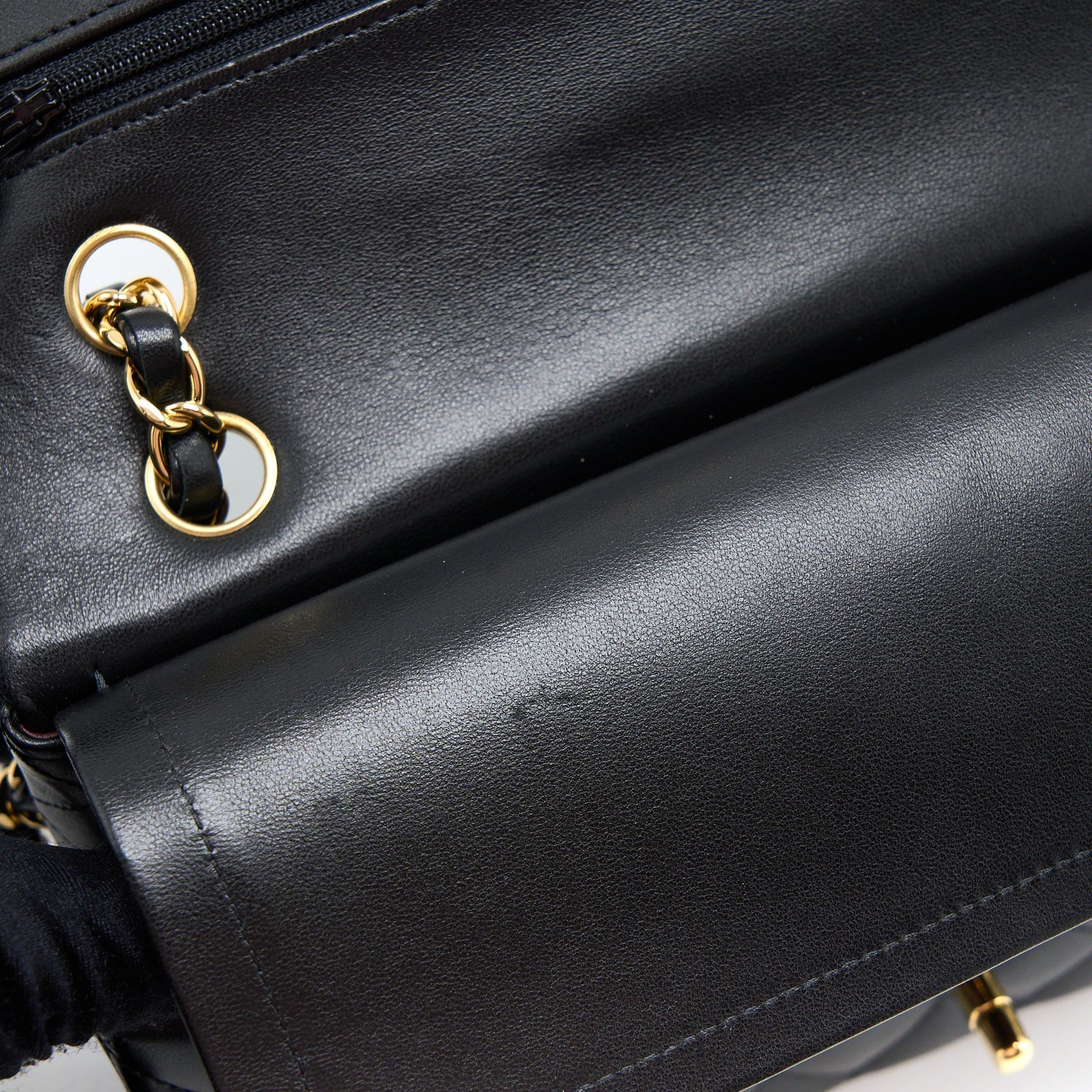chanel-medium-classic-double-flap-bag-lambskin-black-ghw-1