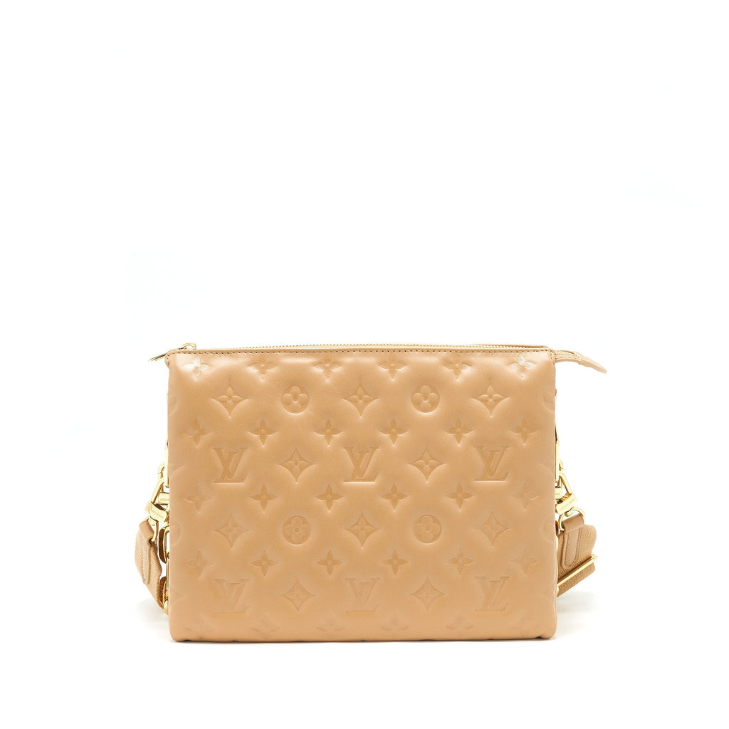 louis-vuitton-coussin-pm-camel
