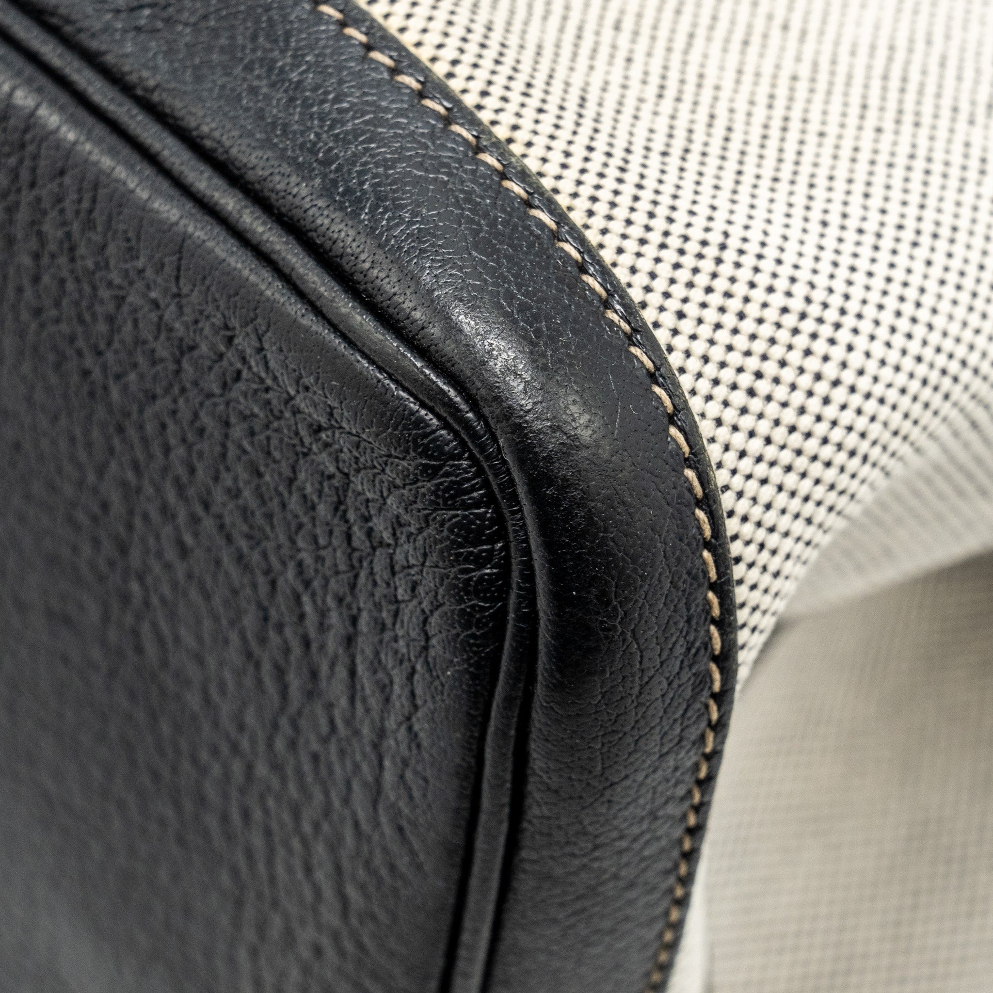 hermes-vintage-garden-party-36-canvas-negonda-black-ecru