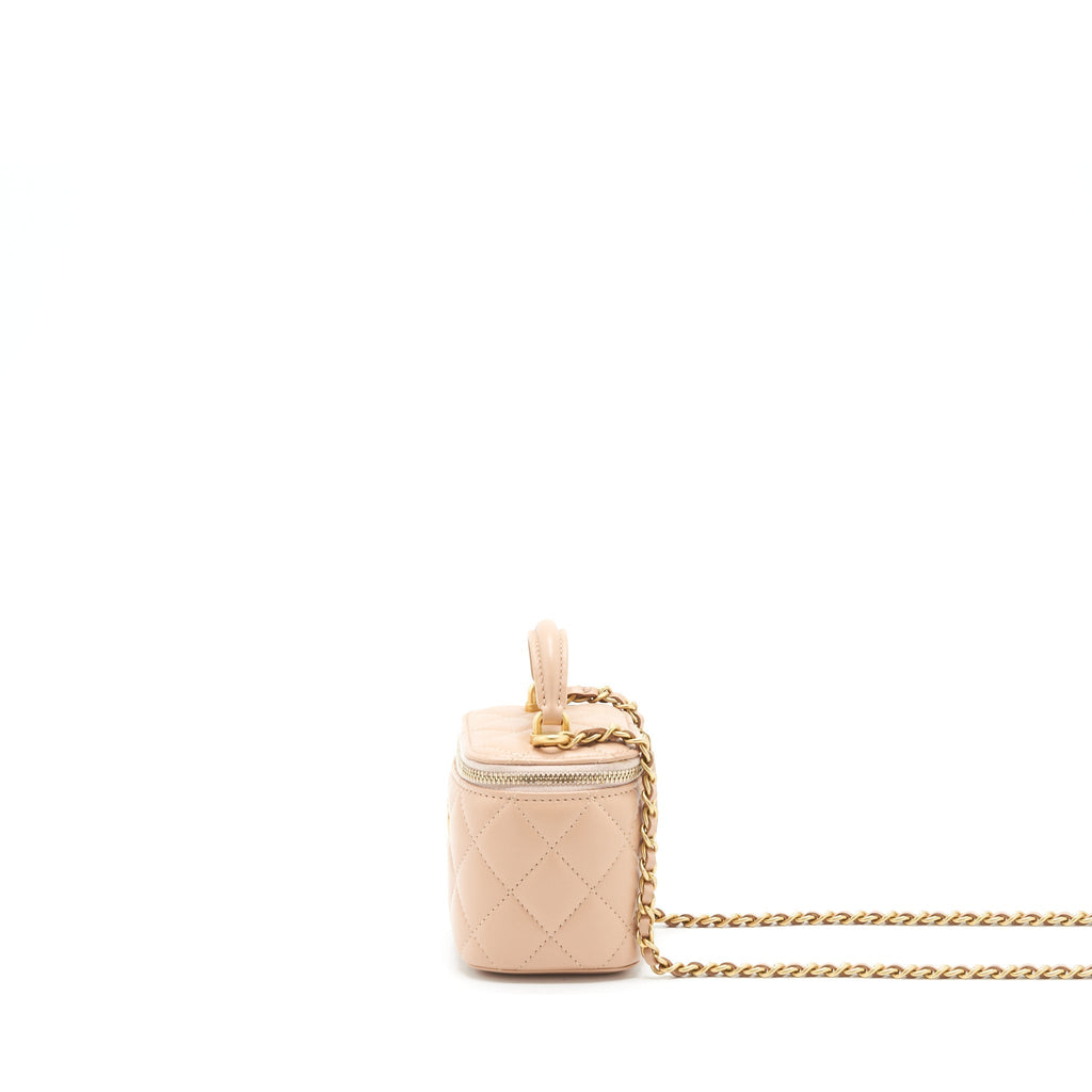chanel-top-handle-mini-vanity-on-chain-lambskin-beige-ghw