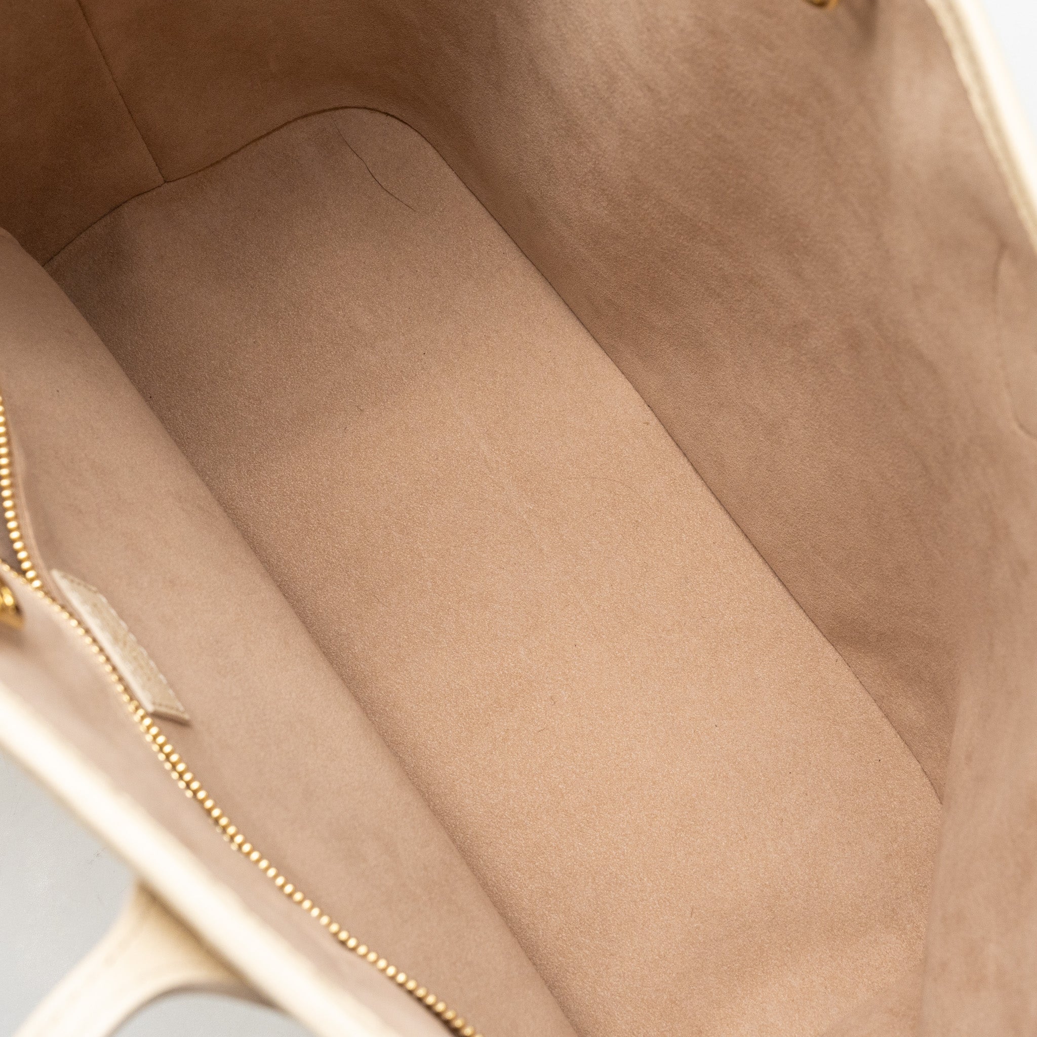 louis-vuitton-neverfull-mm-monogram-empreinte-creme-rose-trianon-ghw