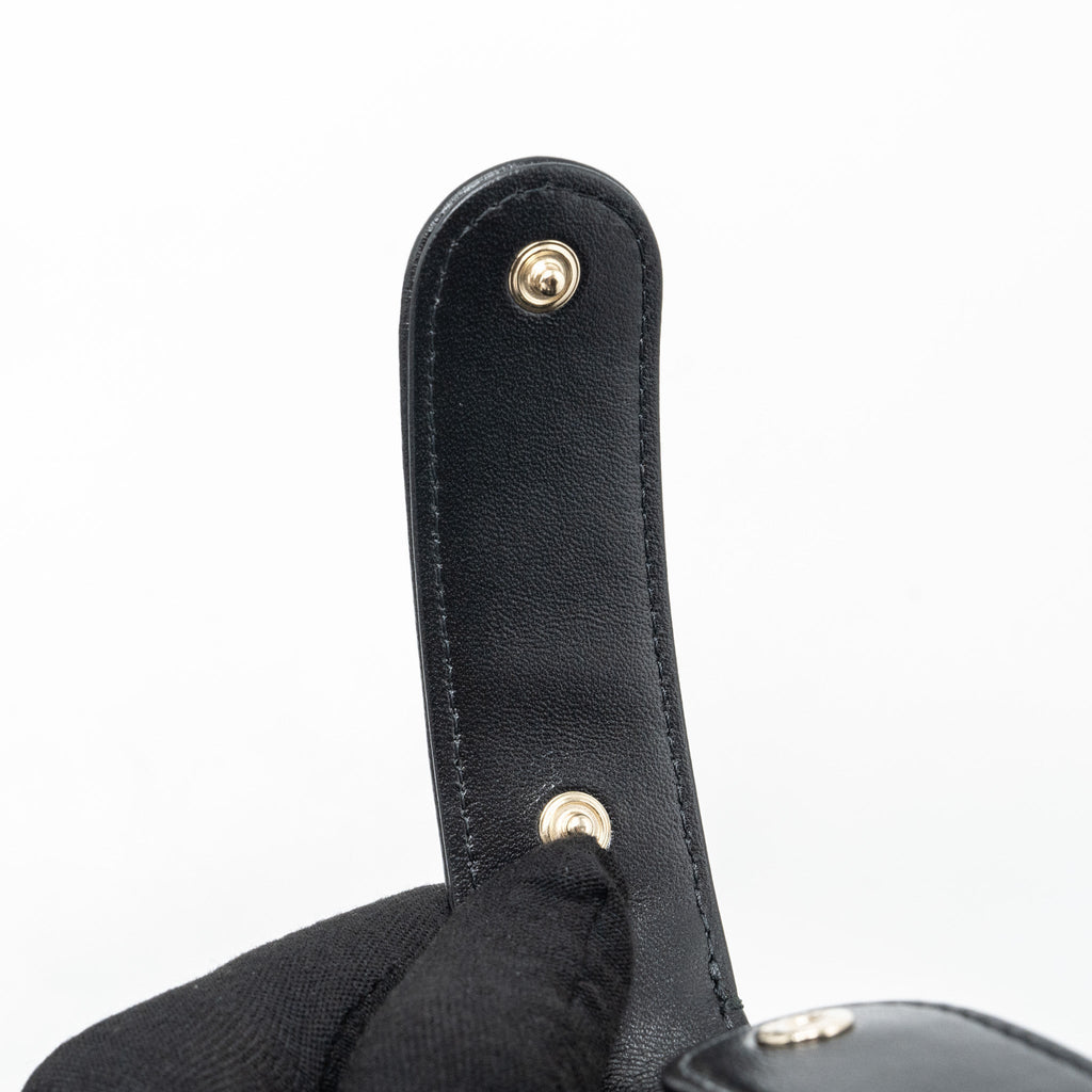 chanel-23c-round-clutch-lambskin-black-ghw-microchip