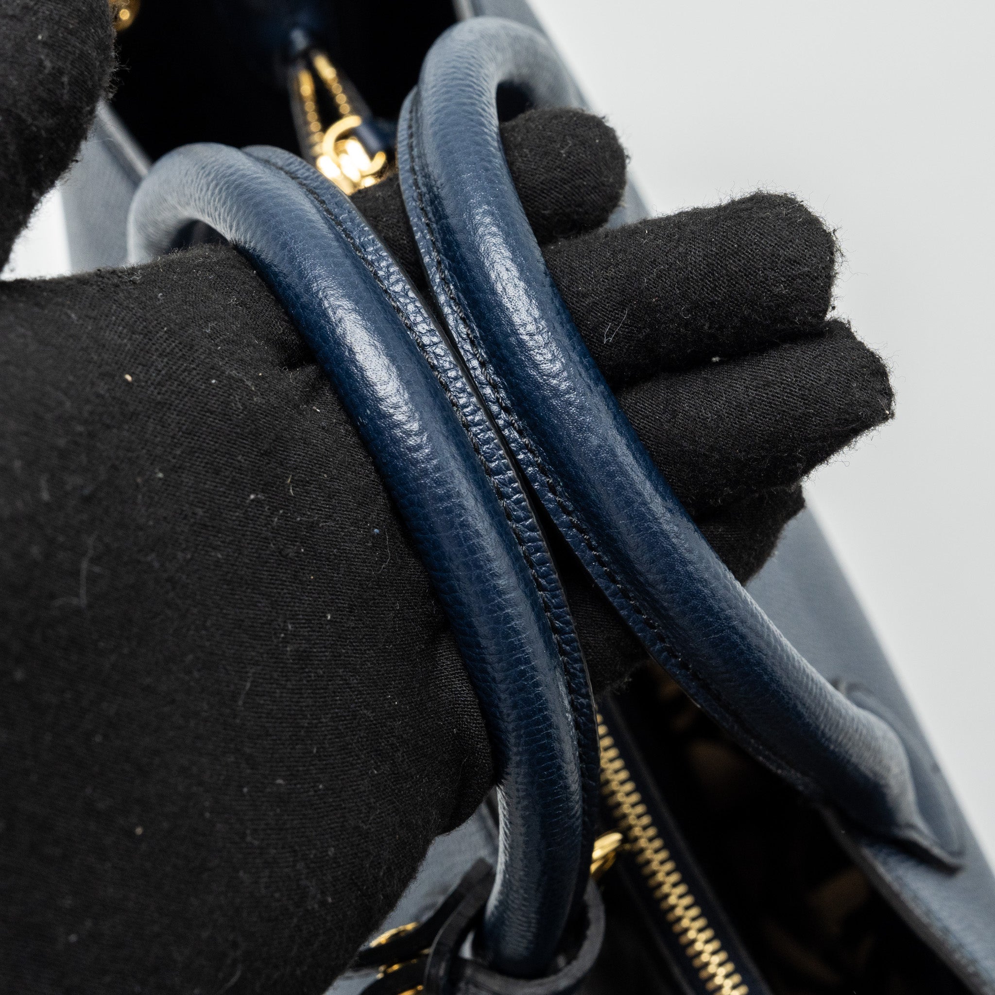 burberry-the-large-banner-bag-calfskin-dark-blue-multicolour-ghw-1