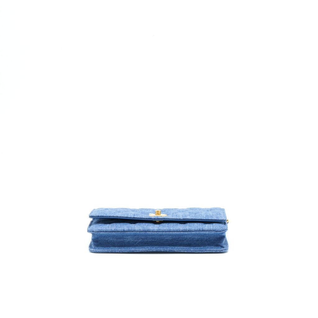 chanel-22c-pearl-crush-wallet-on-chain-denim-ghw