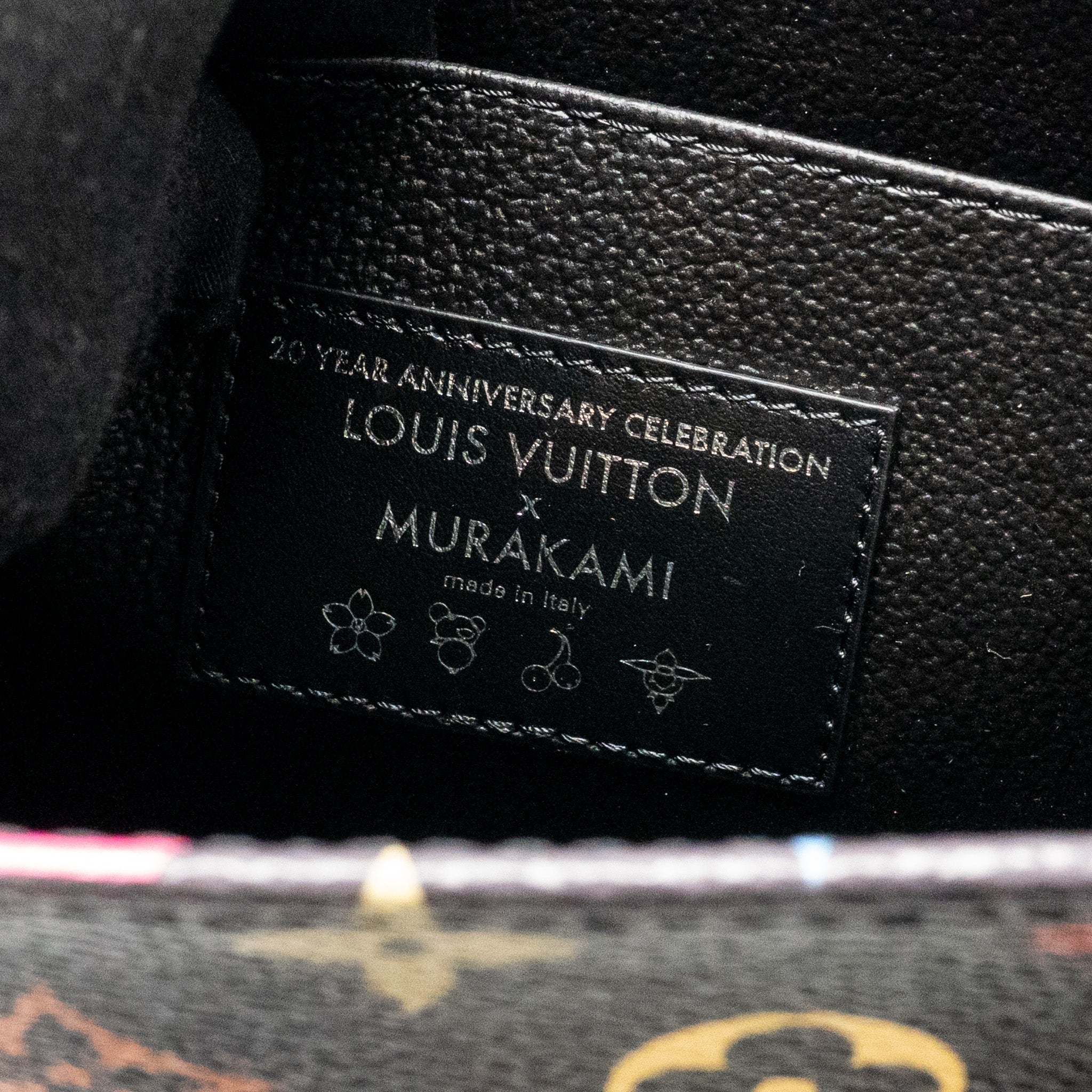 louis-vuitton-x-takashi-murakami-toiletry-pouch-monogram-canvas-leather-black-multicolour-shw