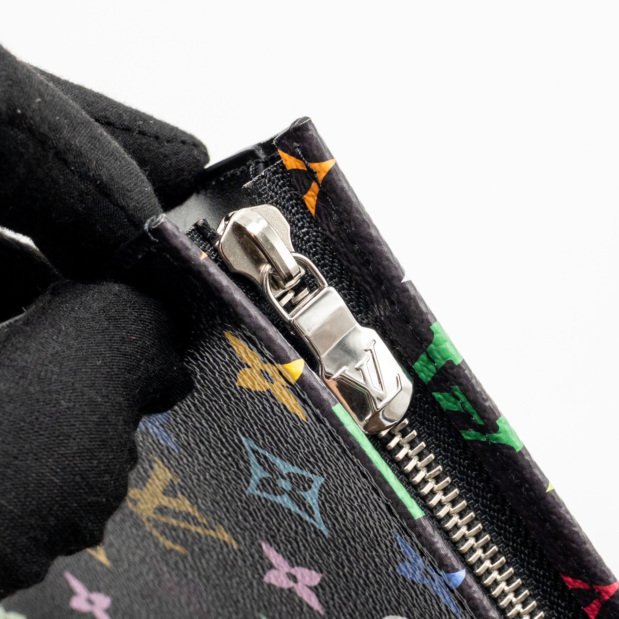 louis-vuitton-x-takashi-murakami-toiletry-pouch-monogram-canvas-leather-black-multicolour-shw