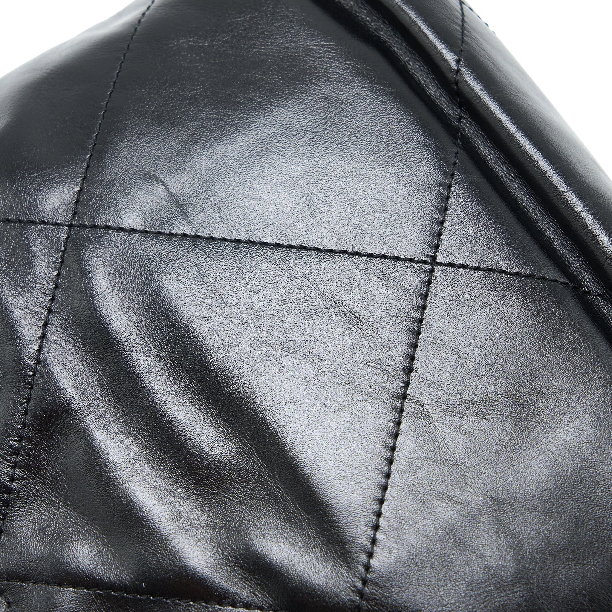 chanel-mini-22-bag-shiny-calfskin-black-brushed-ghw-microchip