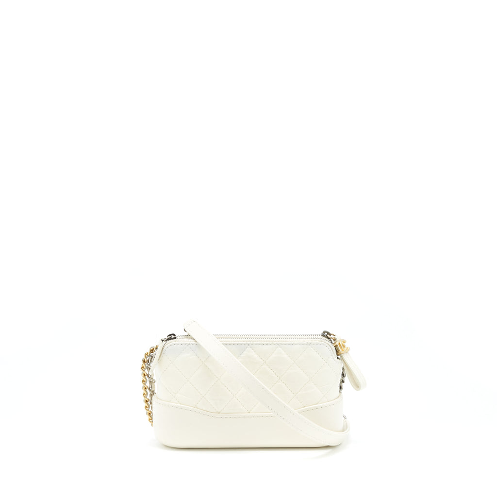 chanel-gabrielle-clutch-on-chain-aged-calfskin-white-with-silver-and-gold-hardware