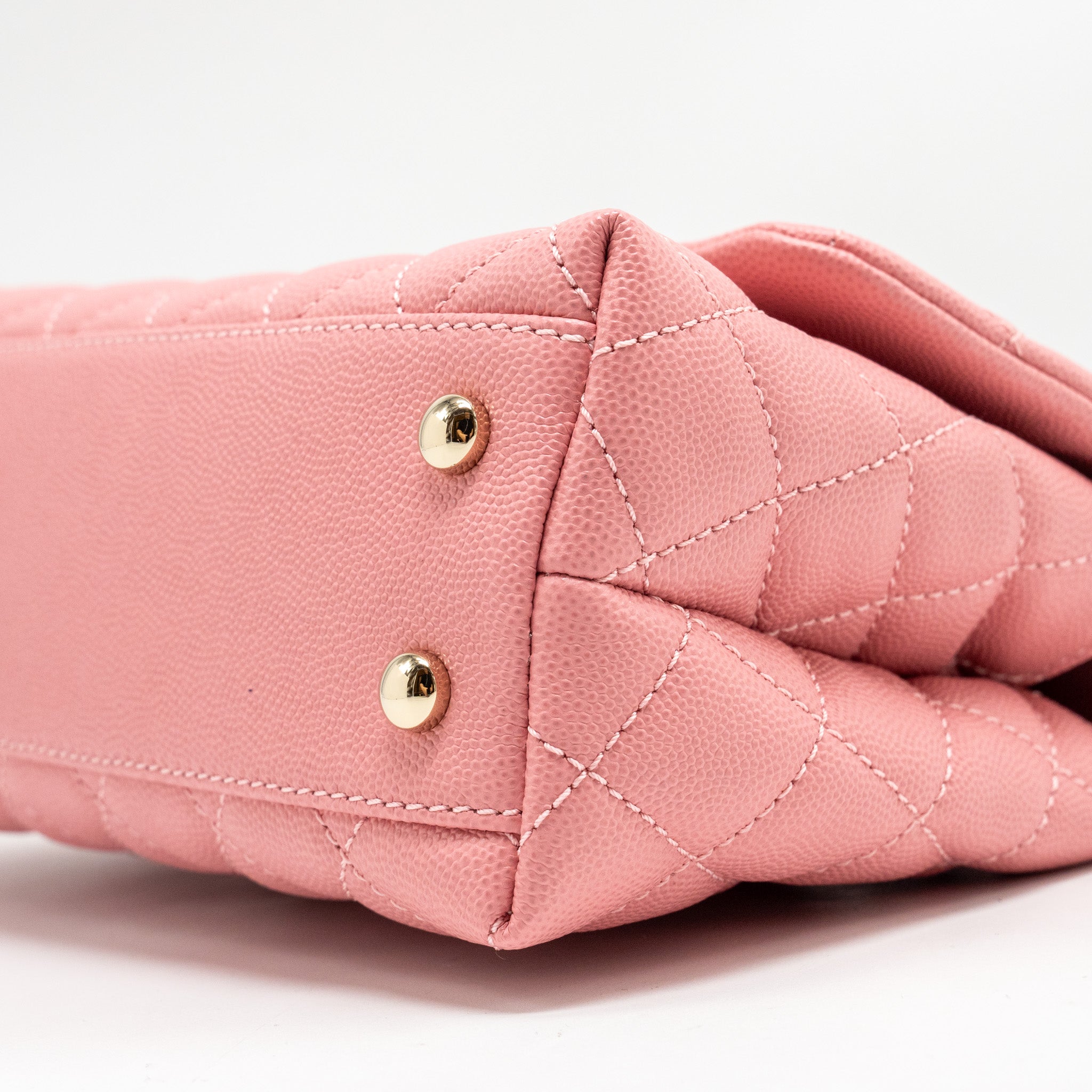 chanel-small-coco-handle-caviar-pink-lghw