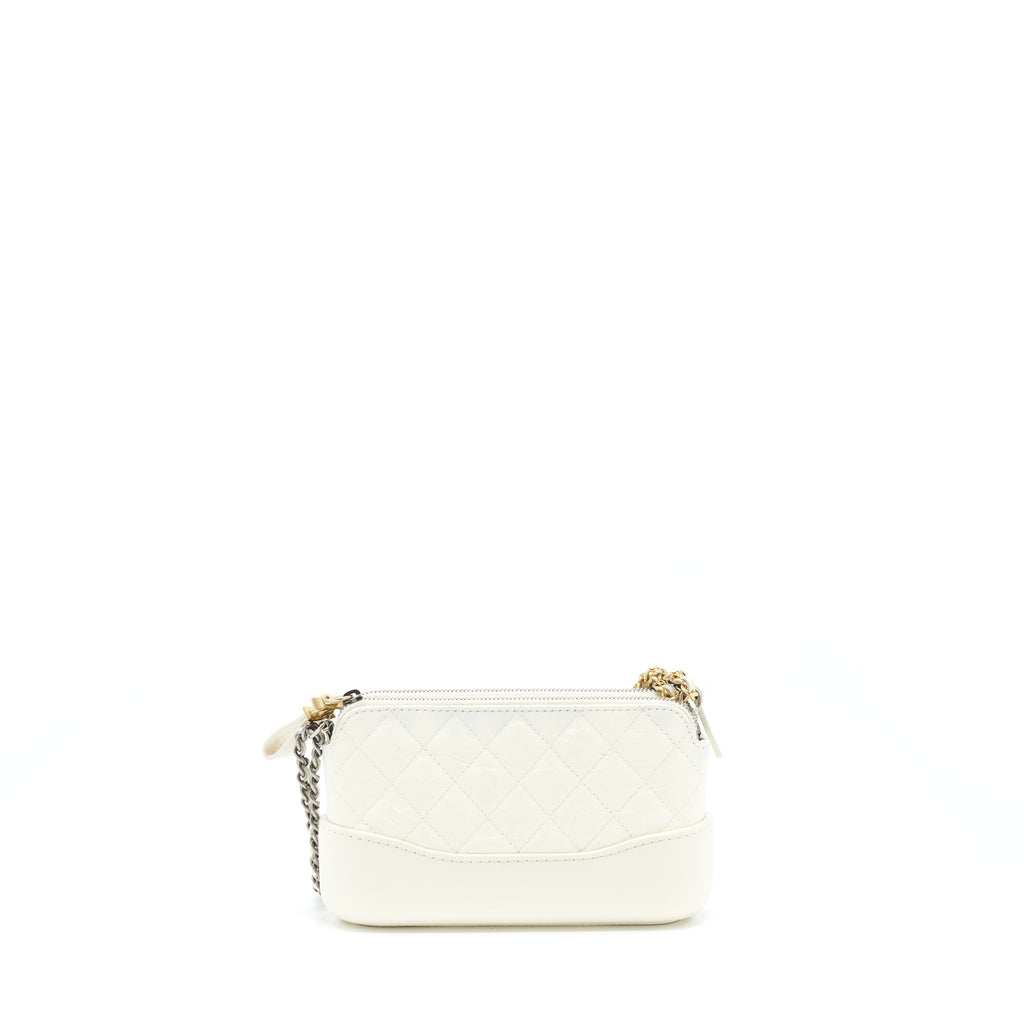 chanel-gabrielle-clutch-on-chain-aged-calfskin-white-with-silver-and-gold-hardware