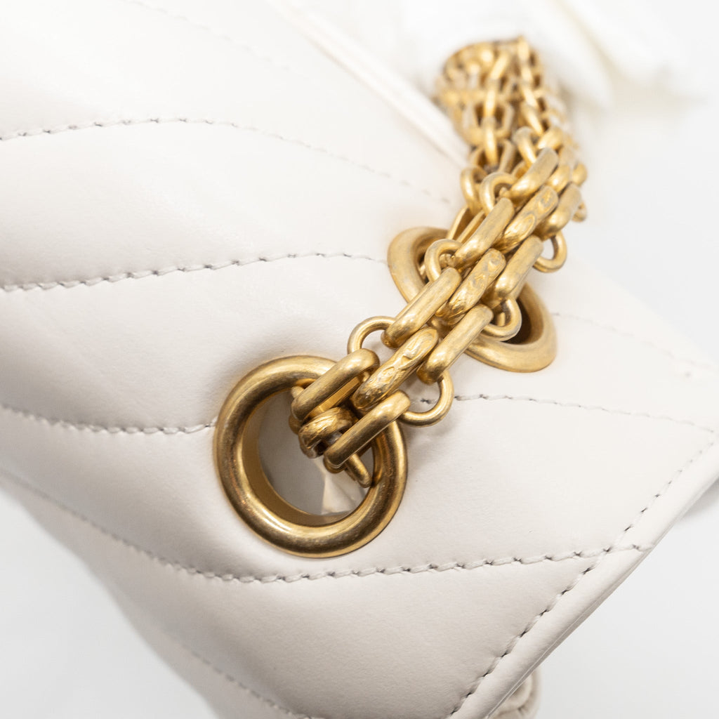 chanel-mini-chevron-2-55-reissue-flap-bag-calfskin-white-ghw-microchip