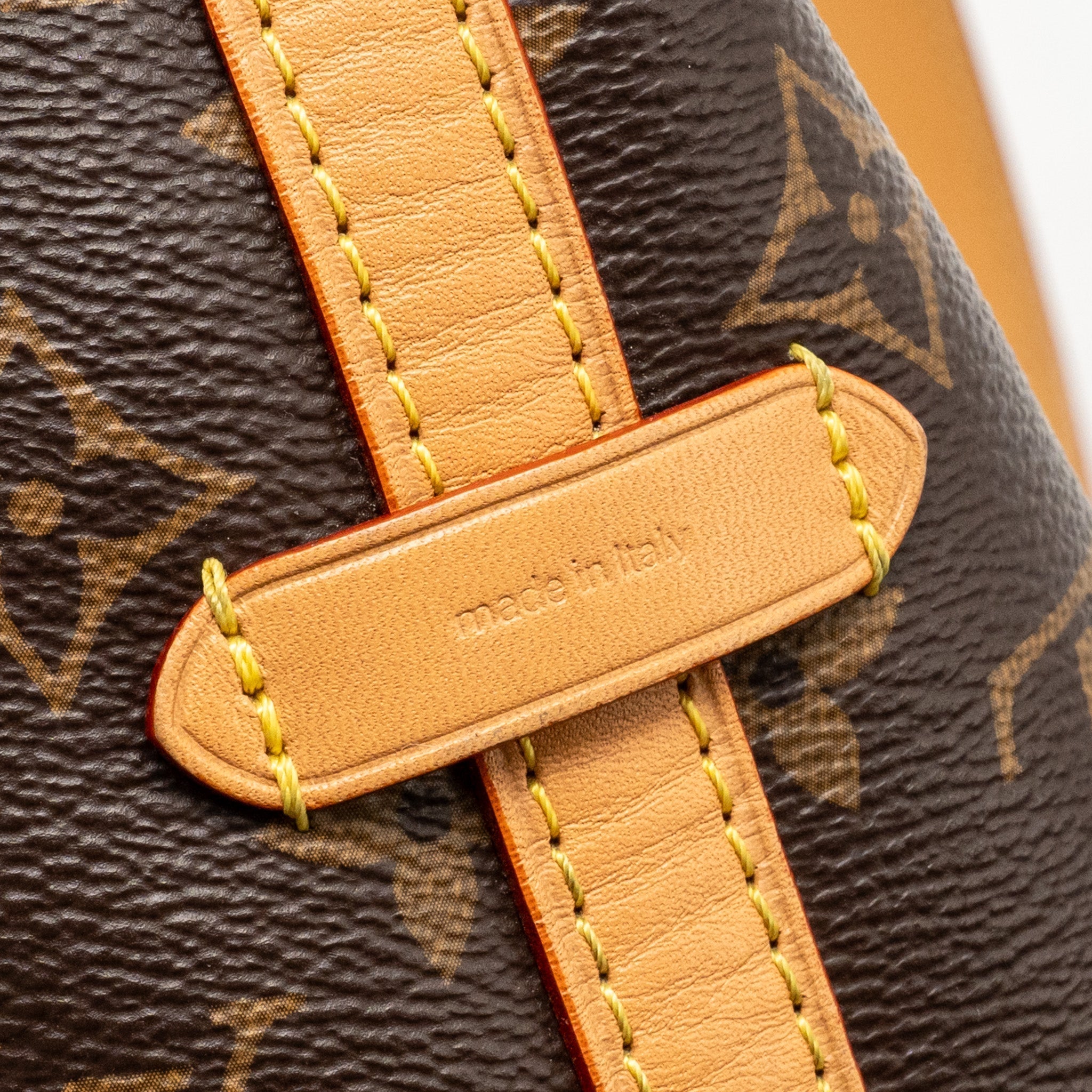 louis-vuitton-carryall-pm-monogram-canvas-leather-ghw-1