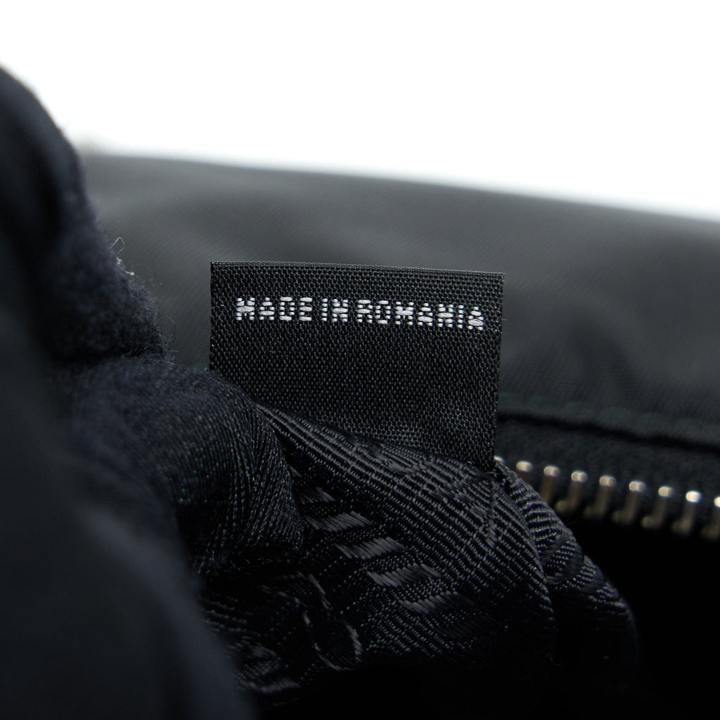 prada-reedition-2005-black-shw-2