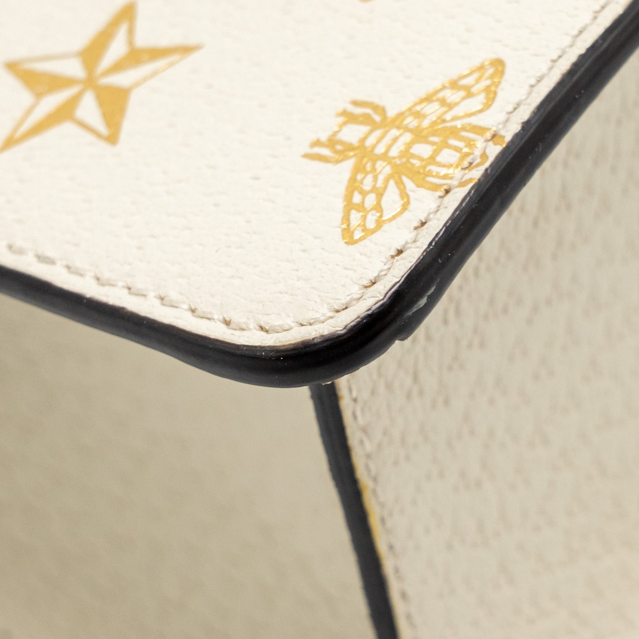 gucci-mini-sylvie-bee-star-top-handle-calfskin-white-multicolour-ghw