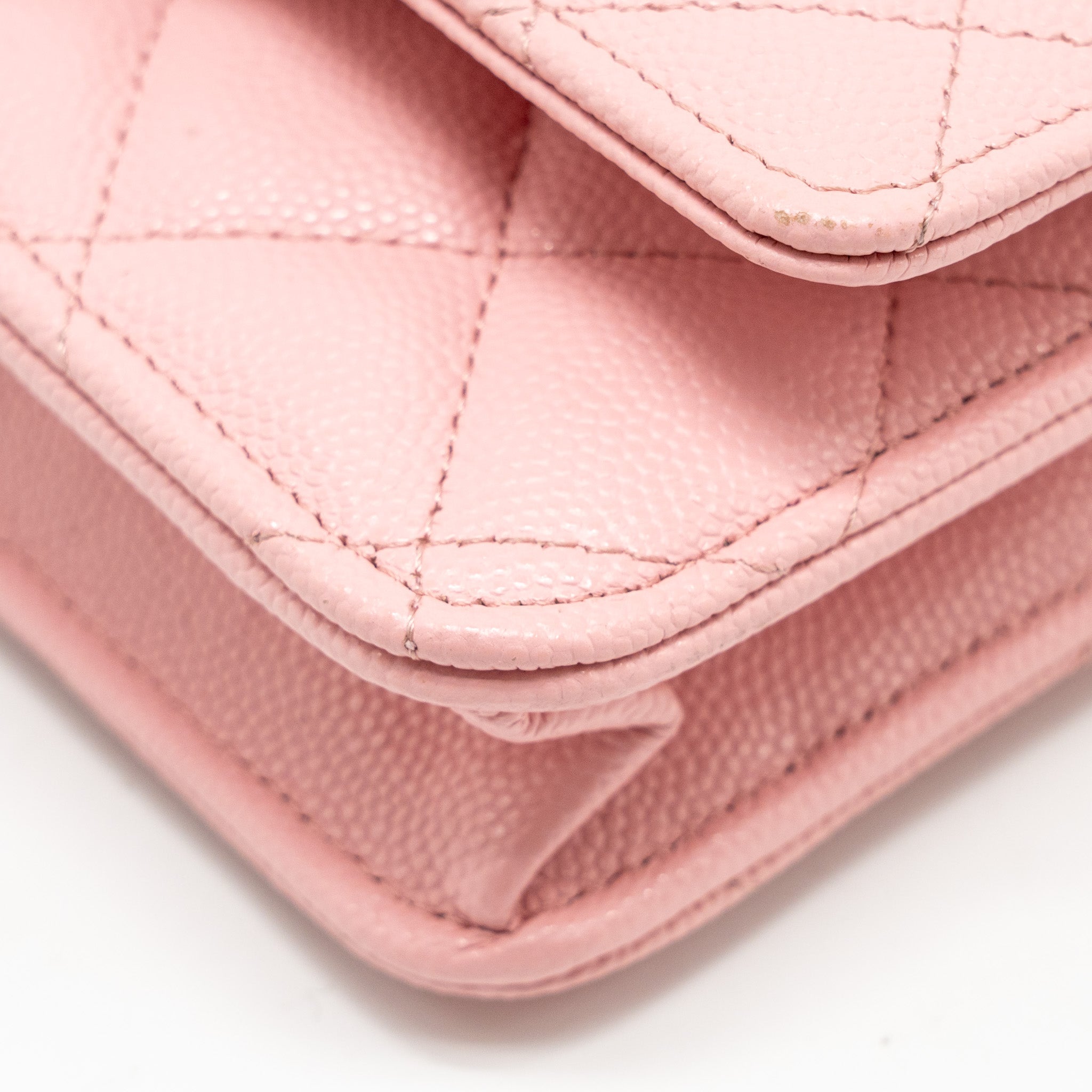 chanel-classic-wallet-on-chain-caviar-pink-lghw-microchip