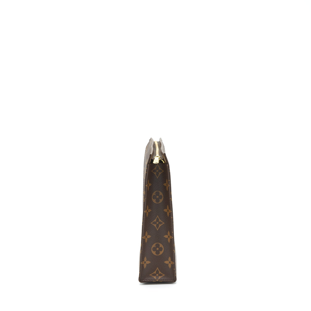 louis-vuitton-toiletry-pochette-26-monogram-canvas-ghw