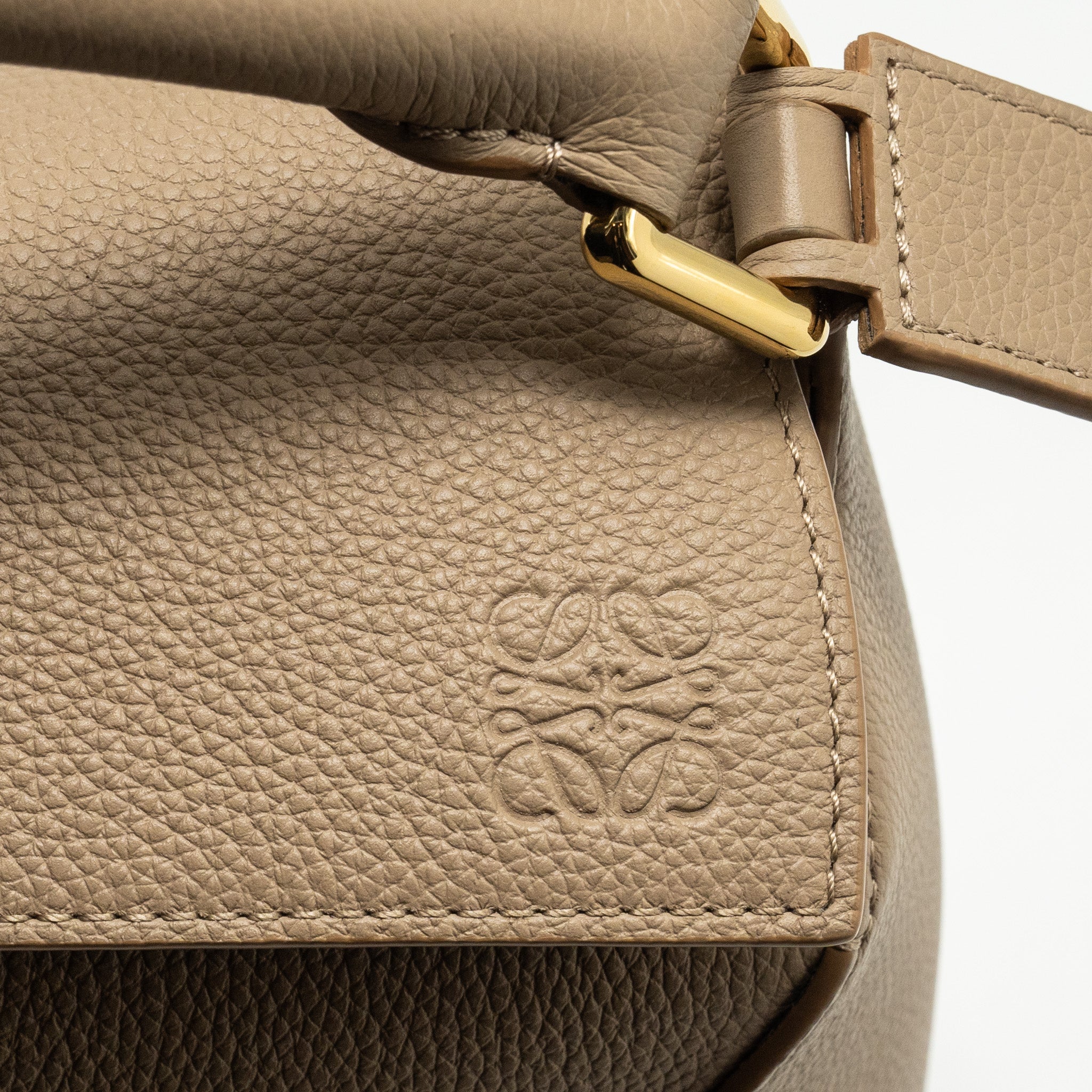 loewe-small-puzzle-bag-grained-calfskin-sand-ghw