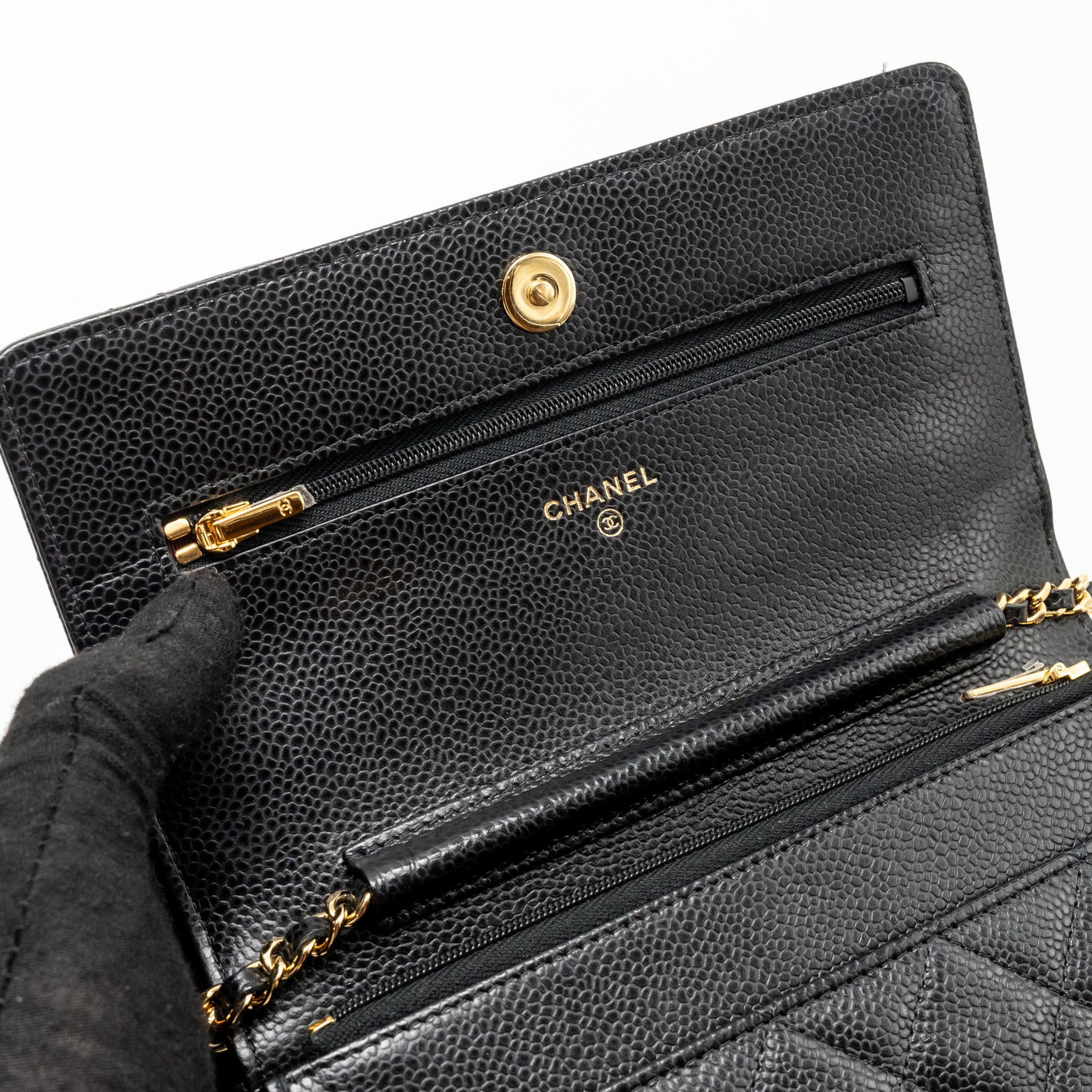 chanel-classic-wallet-on-chain-caviar-black-ghw-19