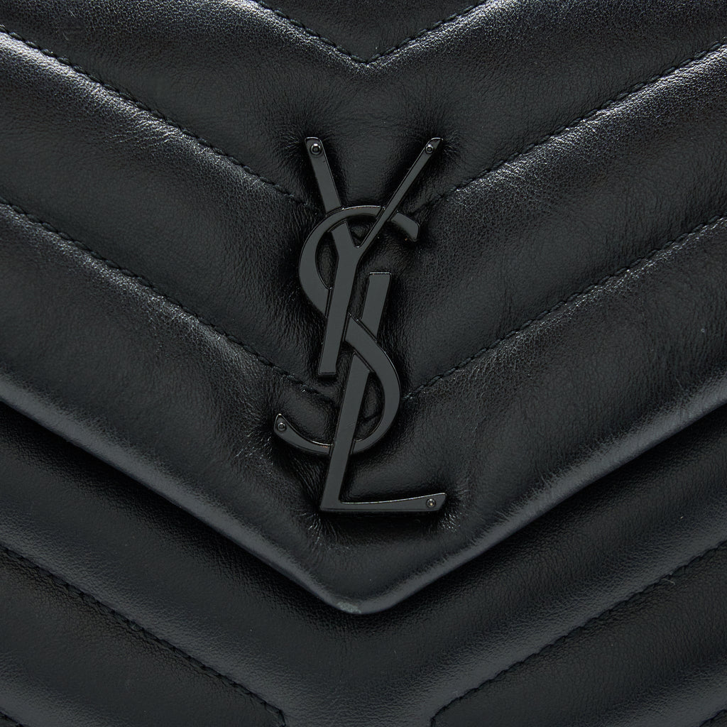 saint-laurent-ysl-loulou-bag-black-with-black-hardware