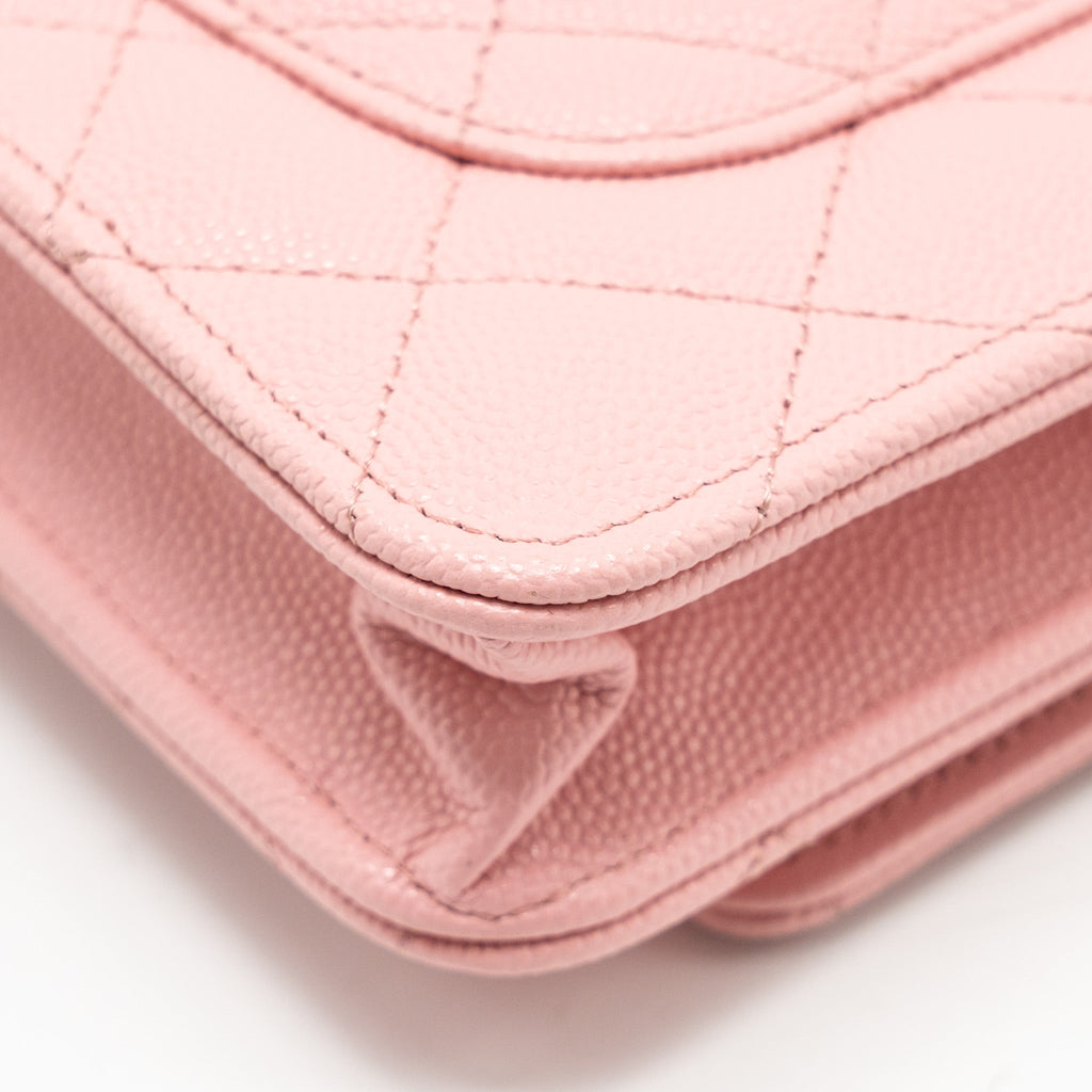 chanel-classic-wallet-on-chain-caviar-pink-lghw-microchip