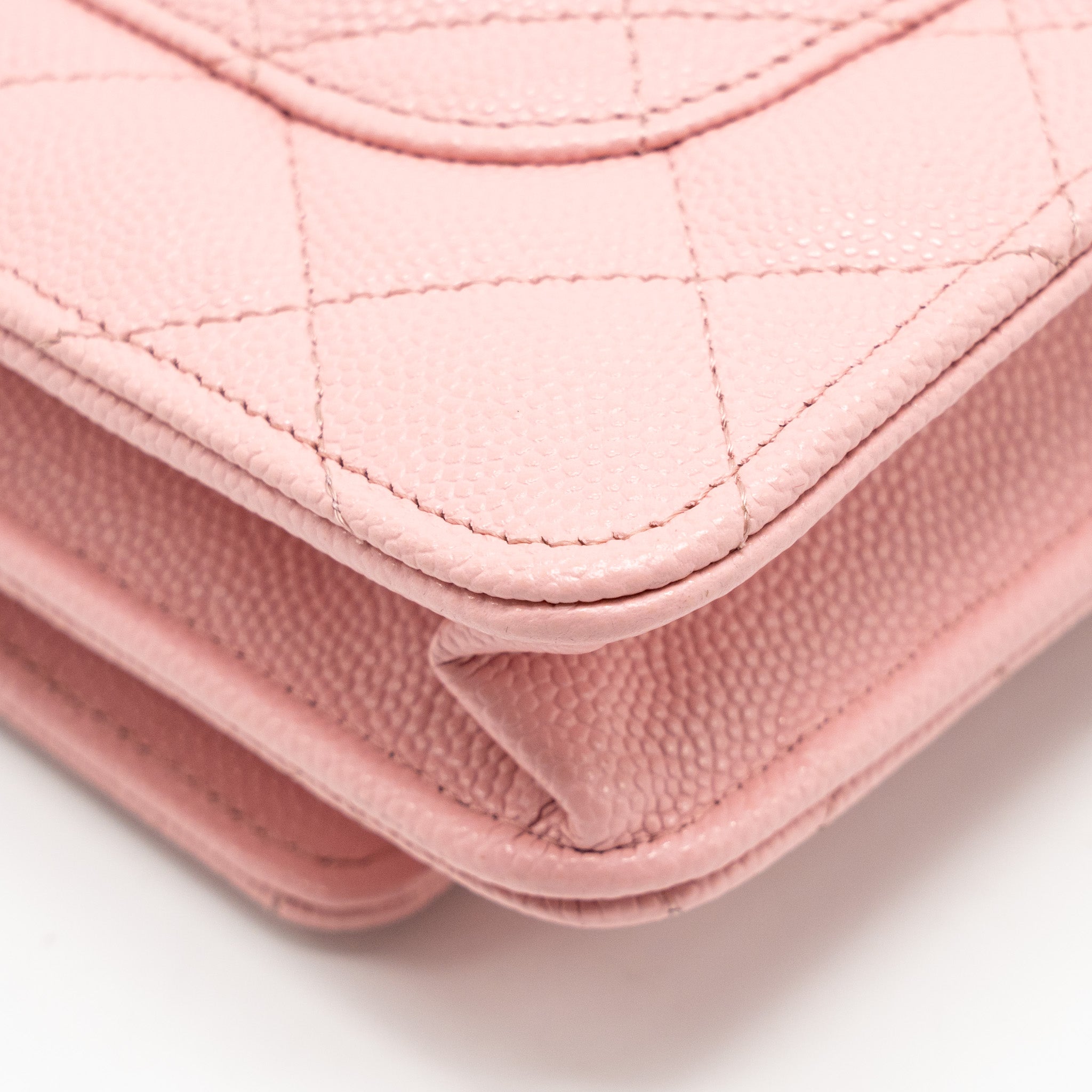 chanel-classic-wallet-on-chain-caviar-pink-lghw-microchip