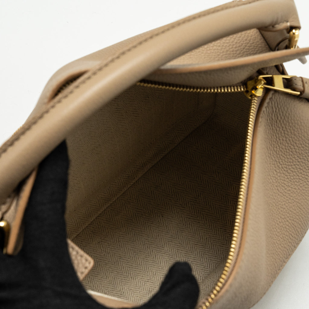 loewe-small-puzzle-bag-grained-calfskin-sand-ghw