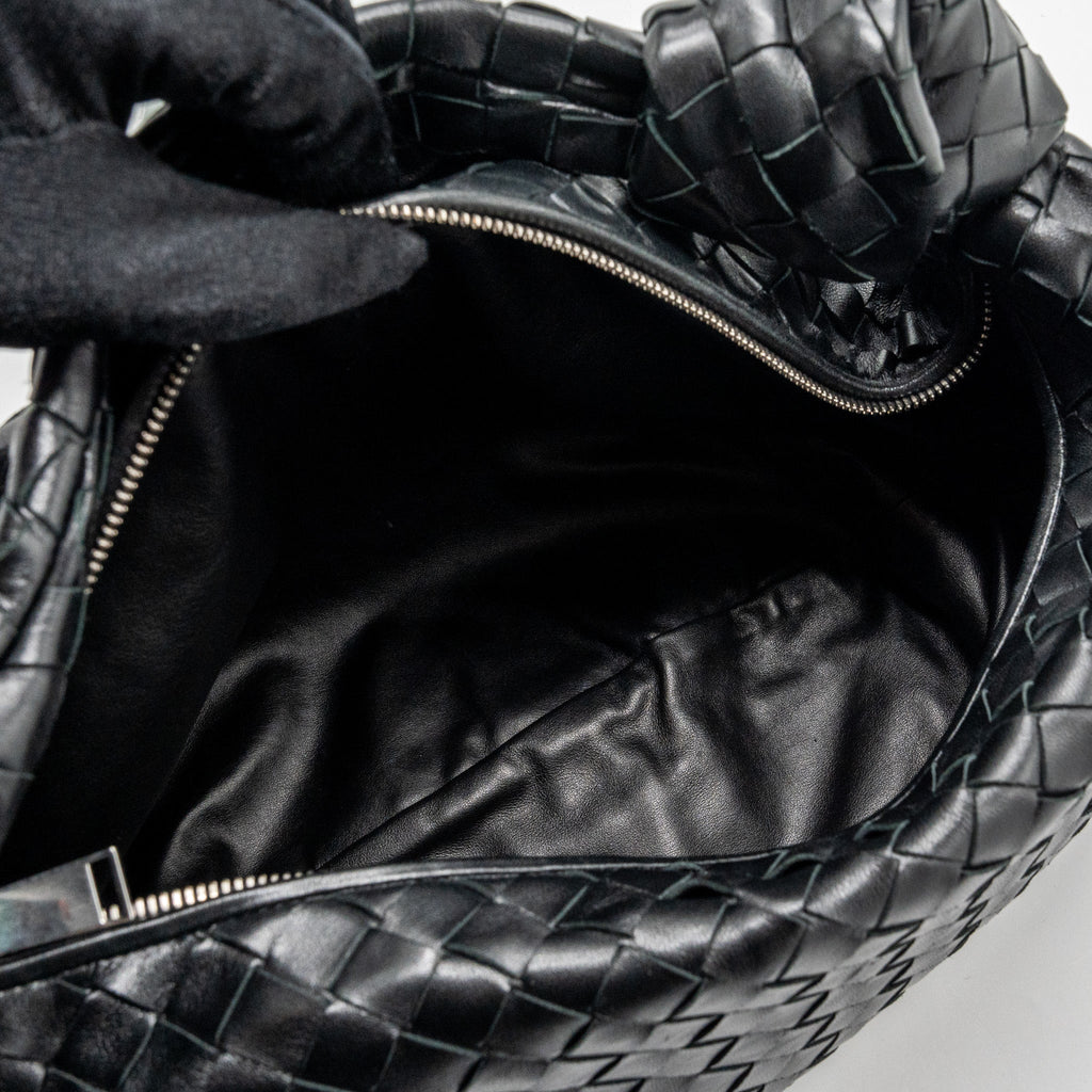 bottega-veneta-small-jodie-lambskin-black-shw